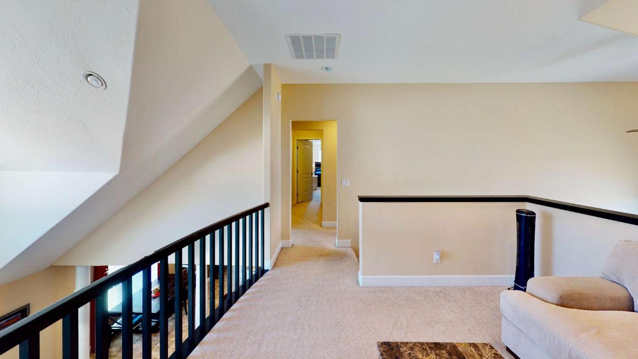 Moab Desert Home, 4 Bedroom Private House, Sleeps 10, Pet Friendly