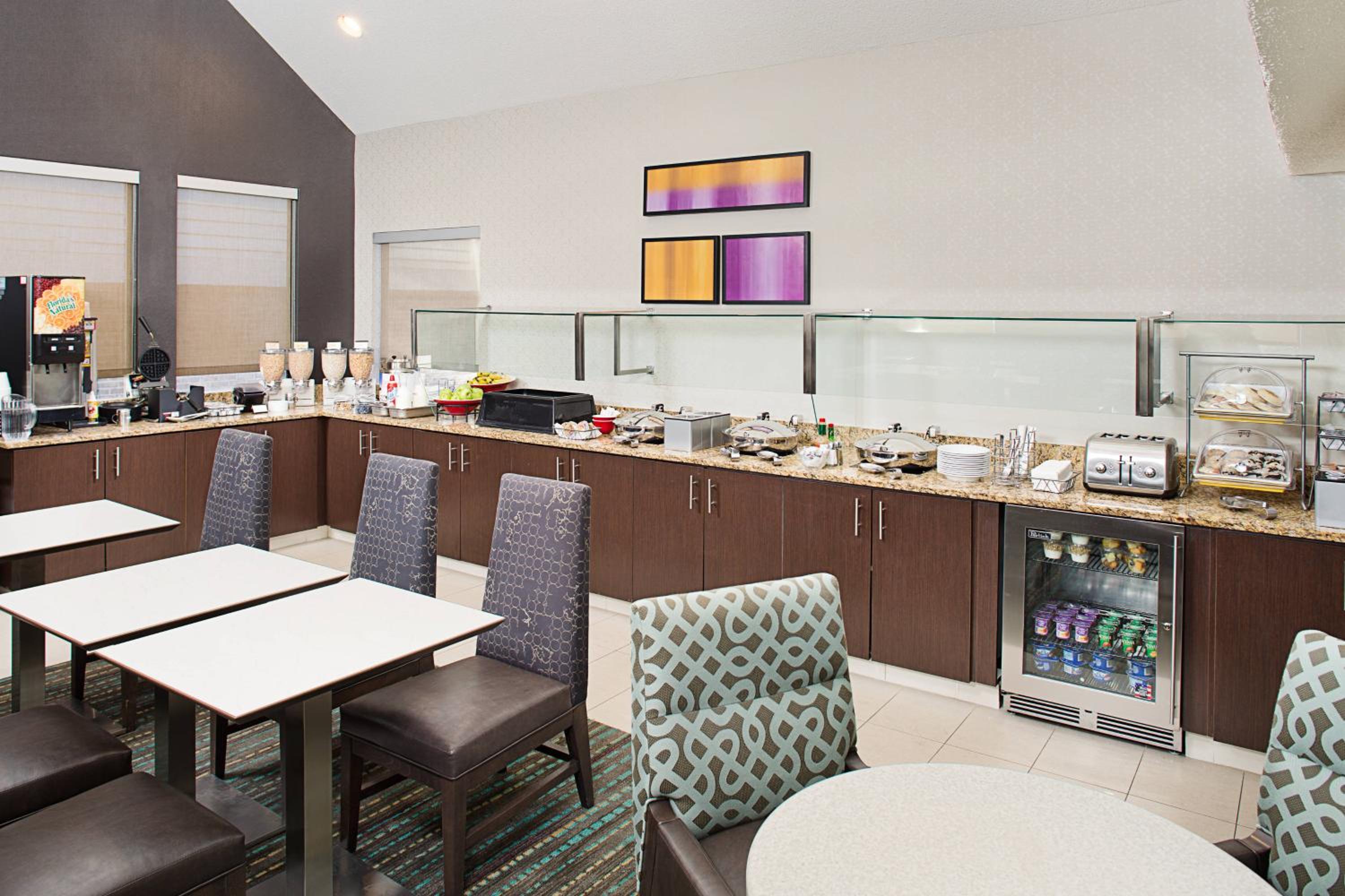 Shelton Vacations - Residence Inn Shelton Fairfield County - Property Image 7