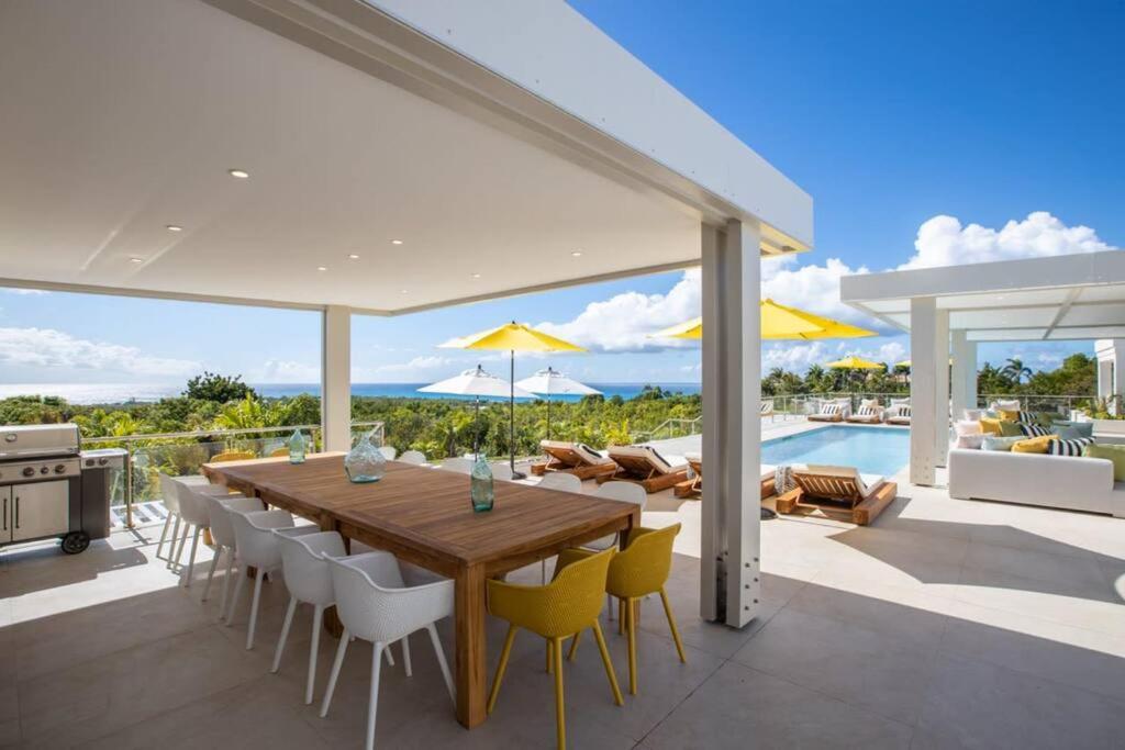 Luxurious Solis Villa Breathtaking 7-BR Oceanview Retreat in Prestigious Gated Community view 3