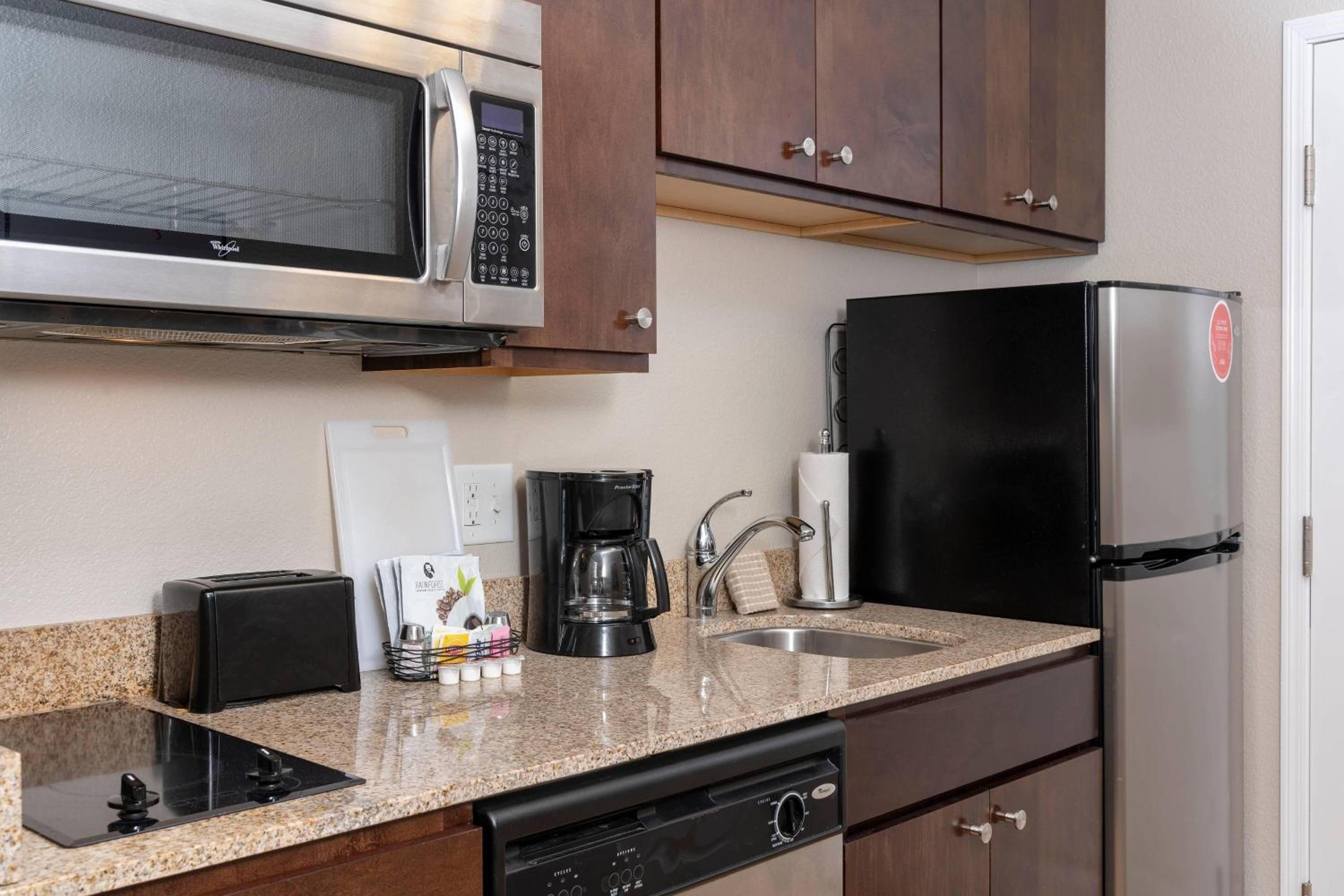 Fort Wayne Vacations - TownePlace Suites Fort Wayne North - Property Image 6