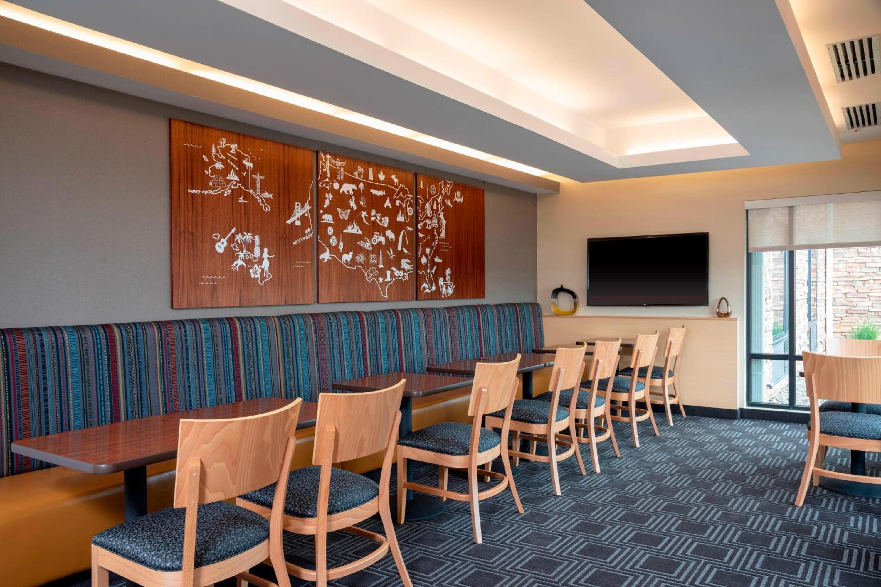 Fort Wayne Vacations - TownePlace Suites Fort Wayne North - Property Image 28