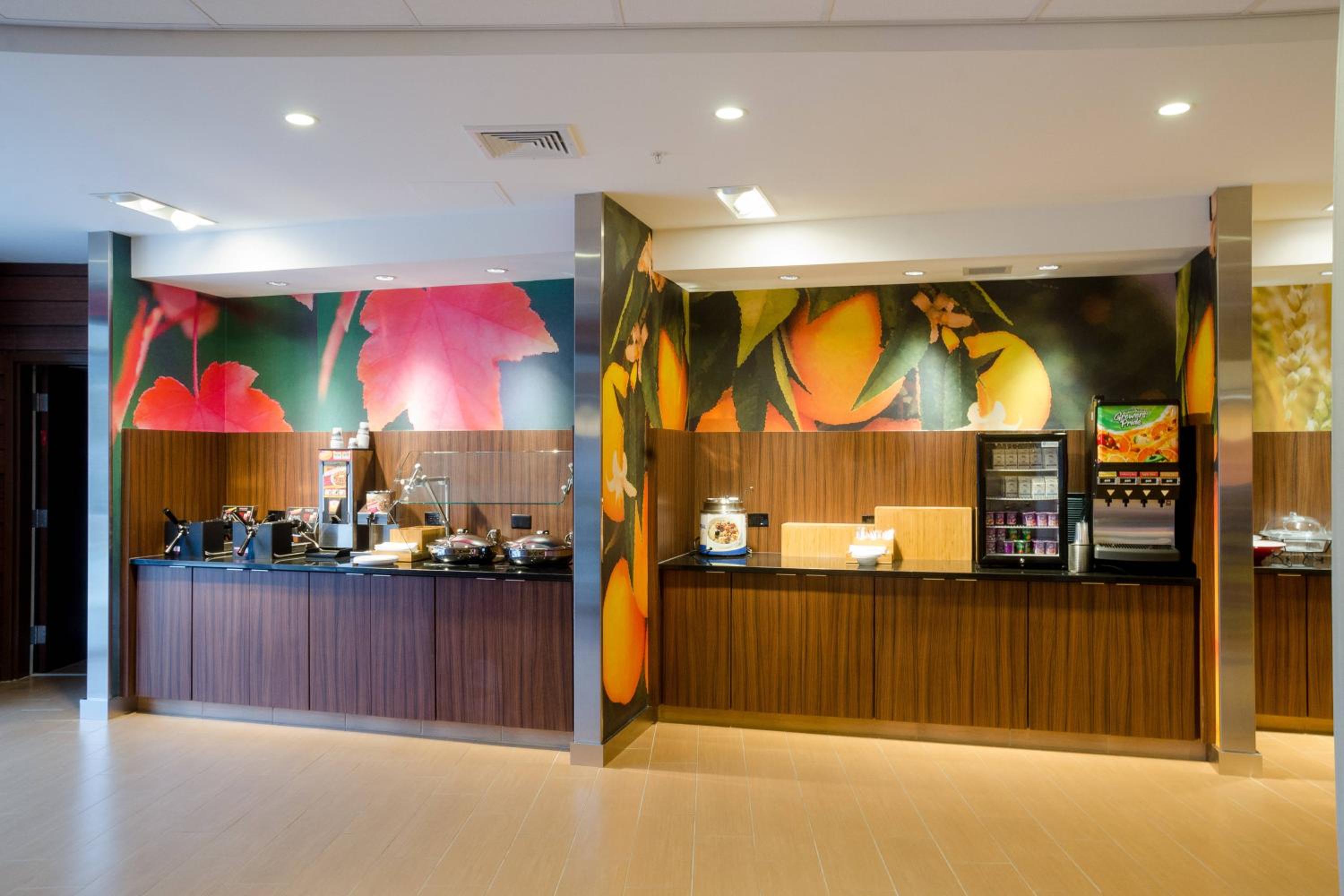 Fayetteville Vacations - Fairfield Inn  Suites by Marriott Fayetteville North - Property Image 8