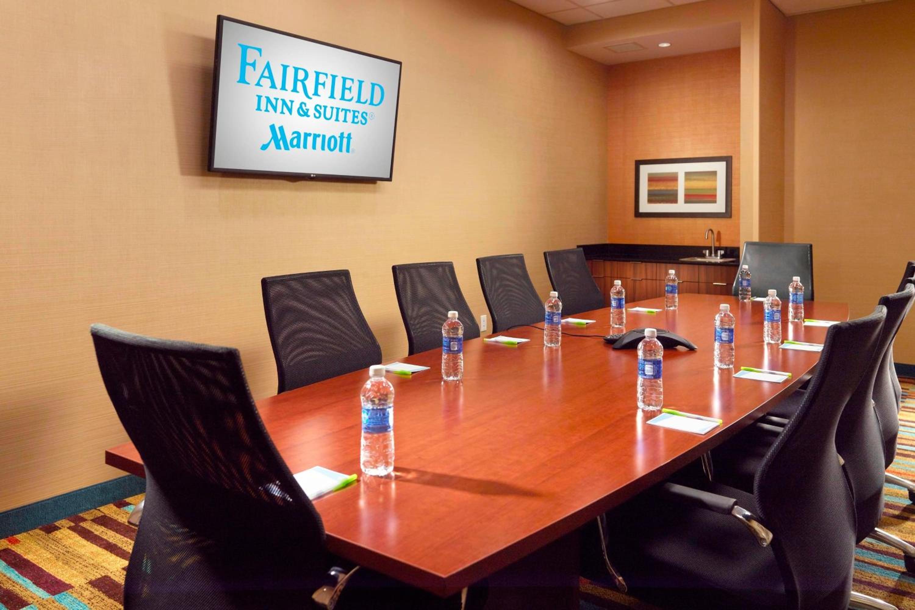 Fayetteville Vacations - Fairfield Inn Suites by Marriott Fayetteville North - Property Image 26