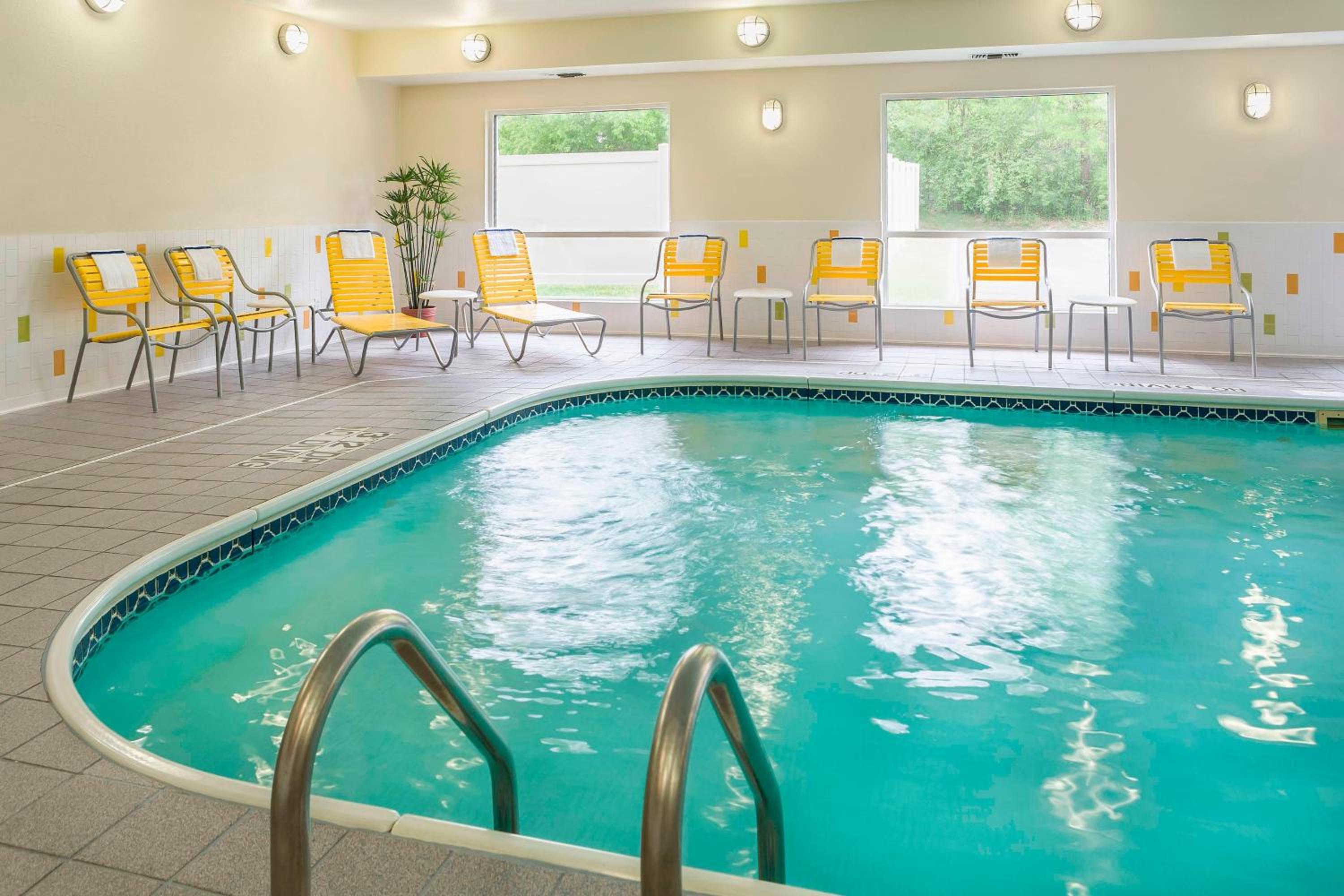 Jackson Vacations - Fairfield Inn  Suites Jackson - Property Image 1
