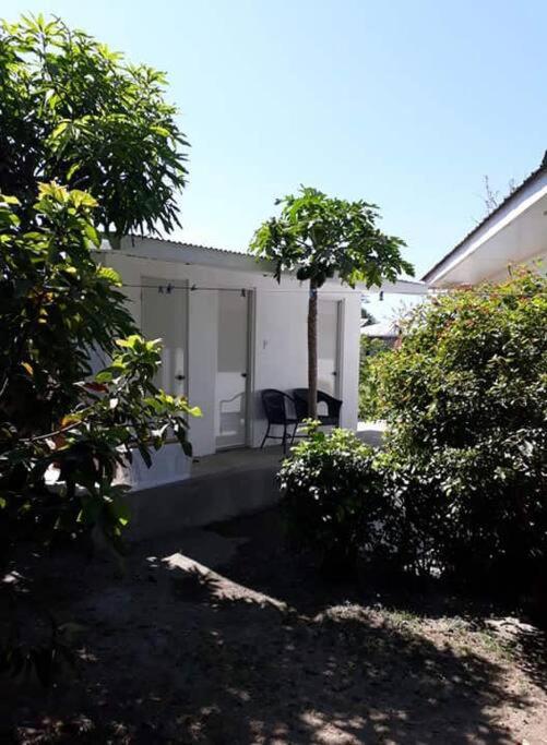 Riverside Transient House/Balingasay-Patar Beach