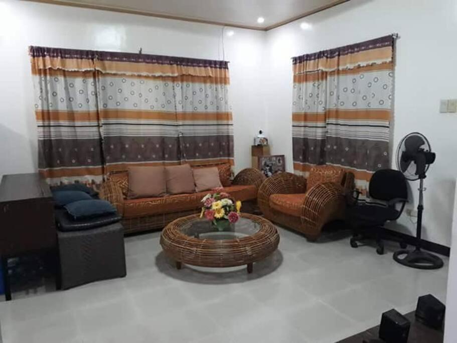 Riverside Transient House/Balingasay-Patar Beach