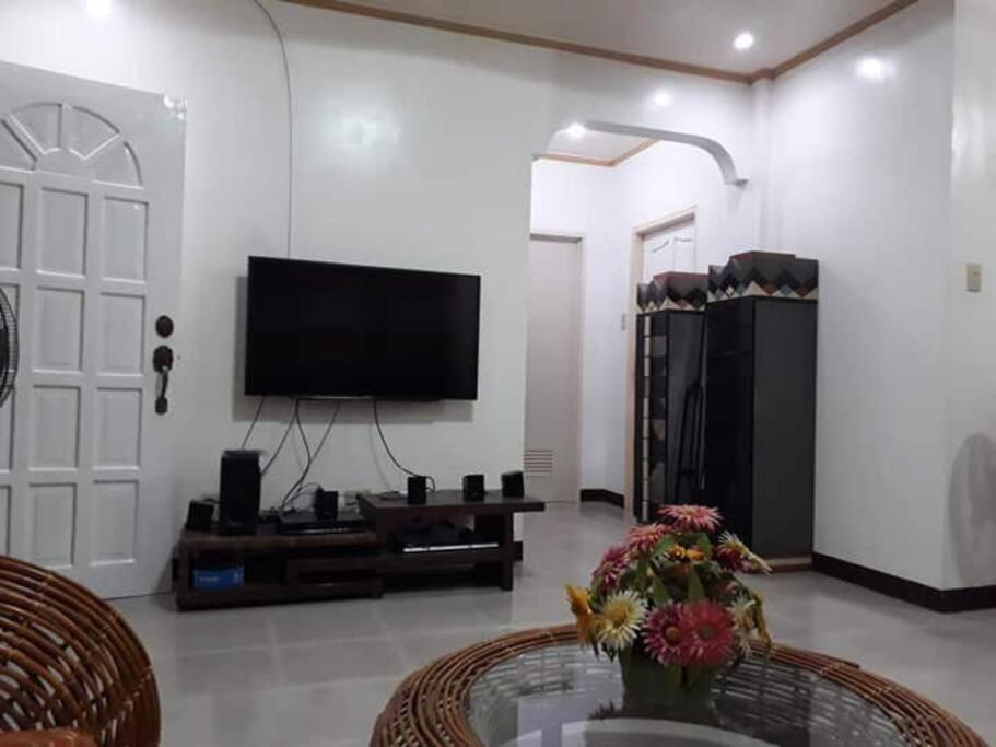 Riverside Transient House/Balingasay-Patar Beach