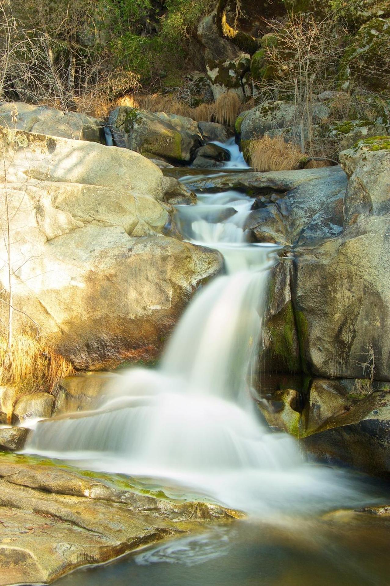 Waterfall Lodge near Yosemite Endless Pool, Hot Tub, Playground