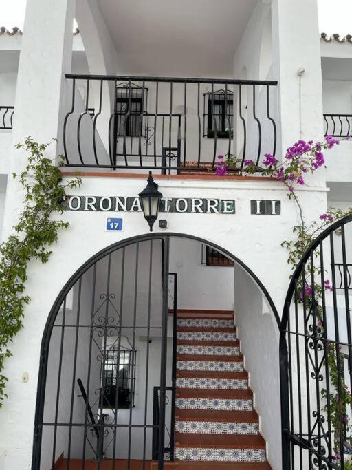 Torrenueva Lux Seaview Apartment close to Marbella