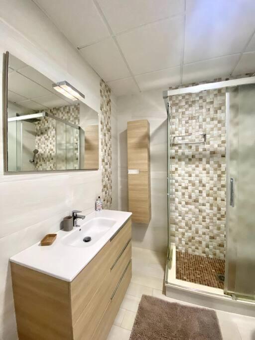Torrenueva Lux Seaview Apartment close to Marbella