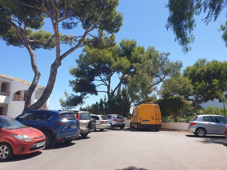 Torrenueva Lux Seaview Apartment close to Marbella