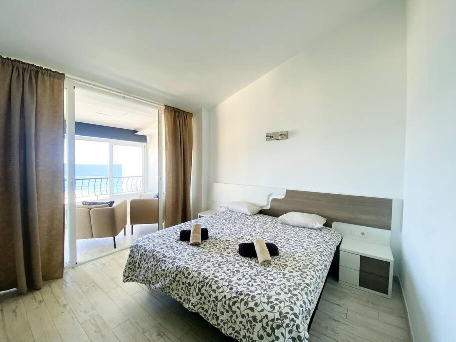 Torrenueva Lux Seaview Apartment close to Marbella