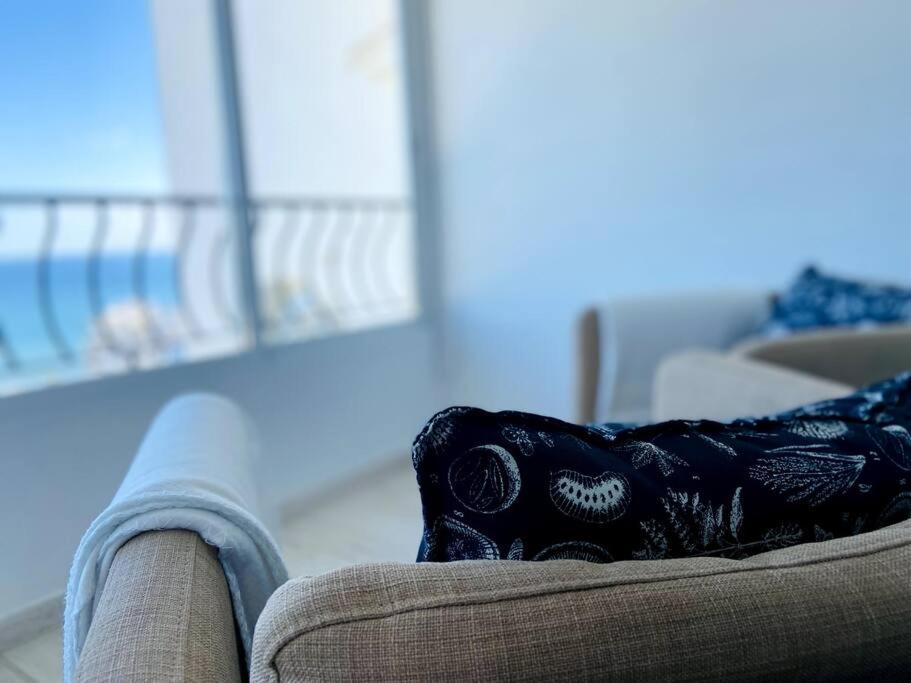 Torrenueva Lux Seaview Apartment close to Marbella