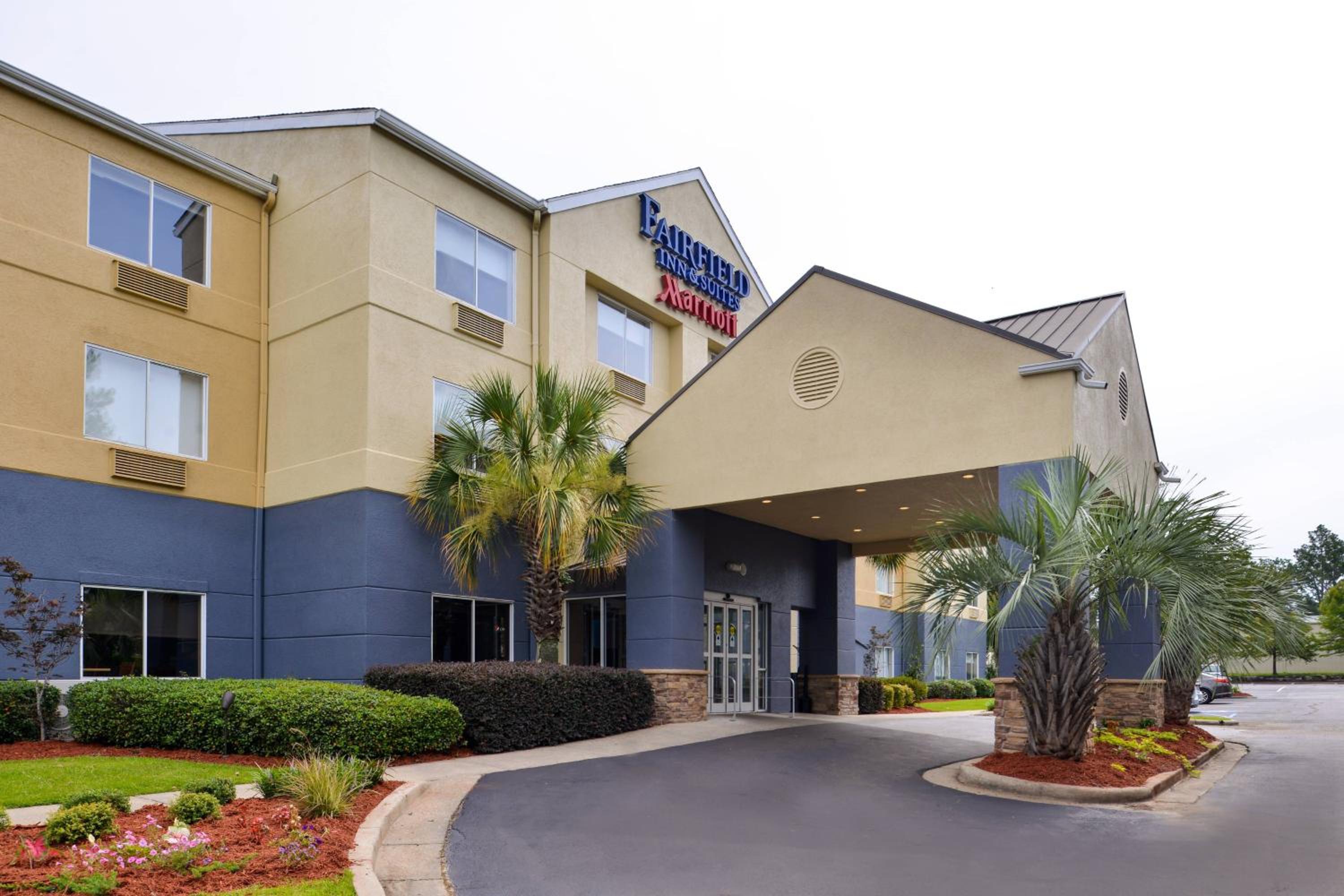 Hattiesburg Vacations - Fairfield Inn  Suites Hattiesburg / University - Property Image 1
