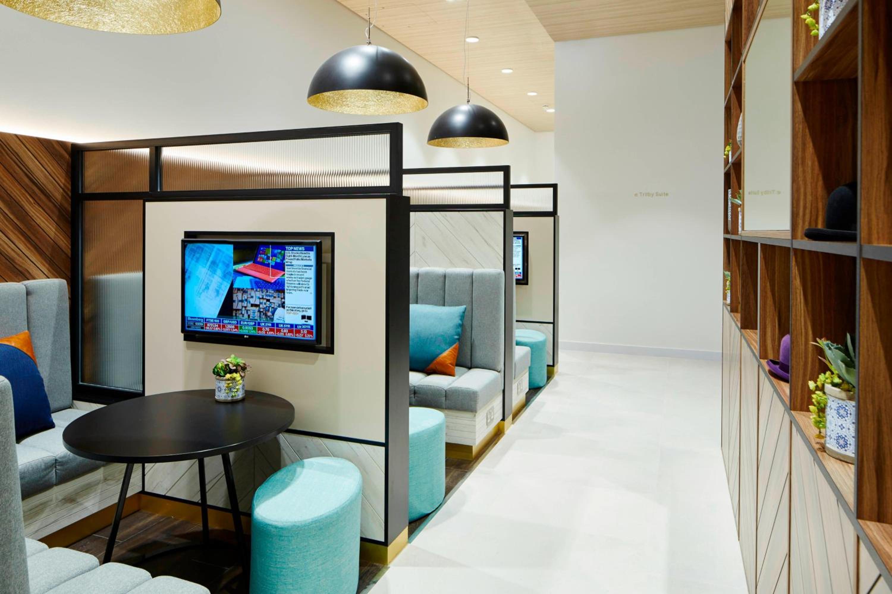 Luton Vacations - Courtyard by Marriott Luton Airport - Property Image 11