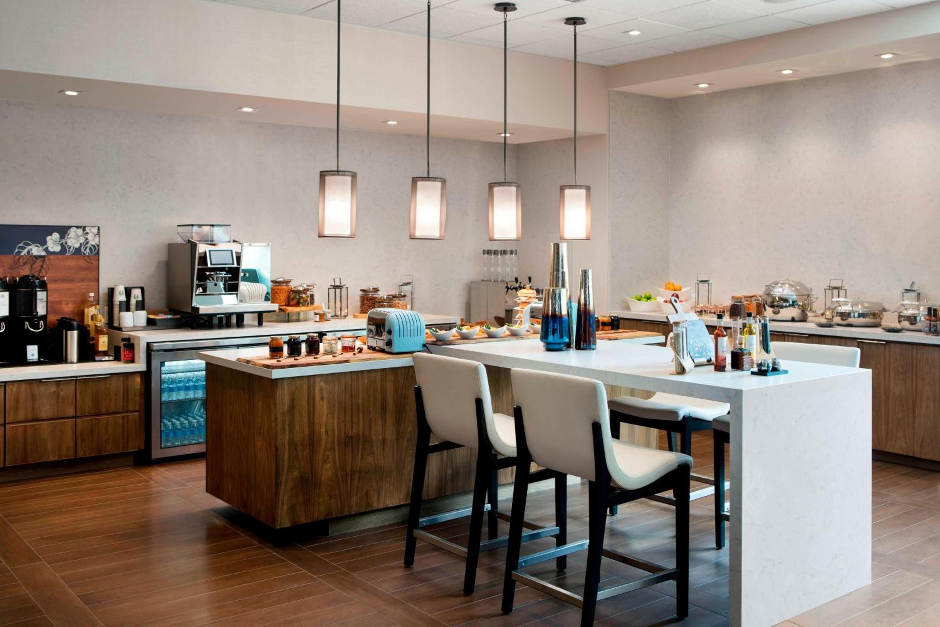 Orange County/Anaheim Vacations - Irvine Marriott - Property Image 23