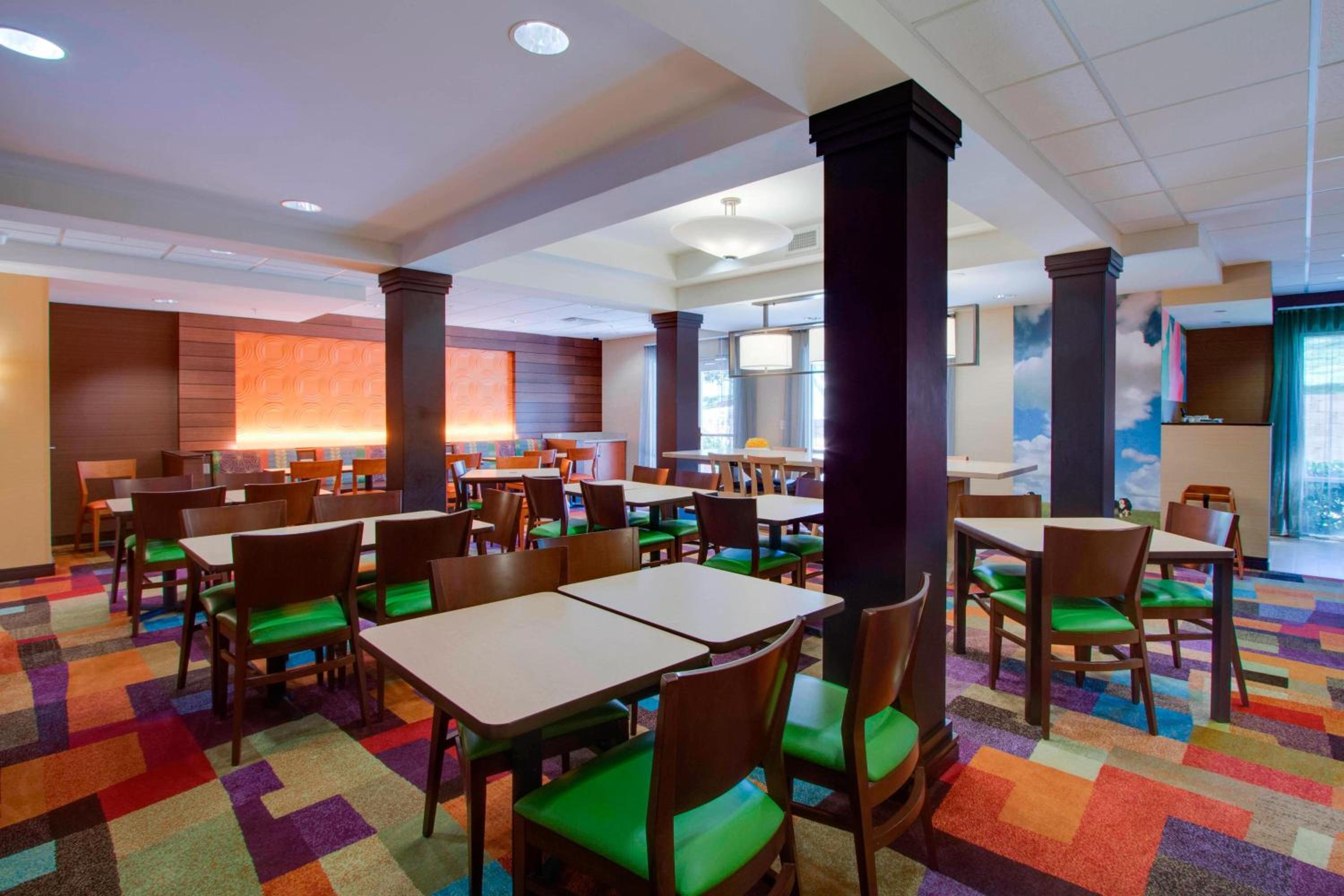 Orlando Vacations - Fairfield Inn  Suites by Marriott Clermont - Property Image 5
