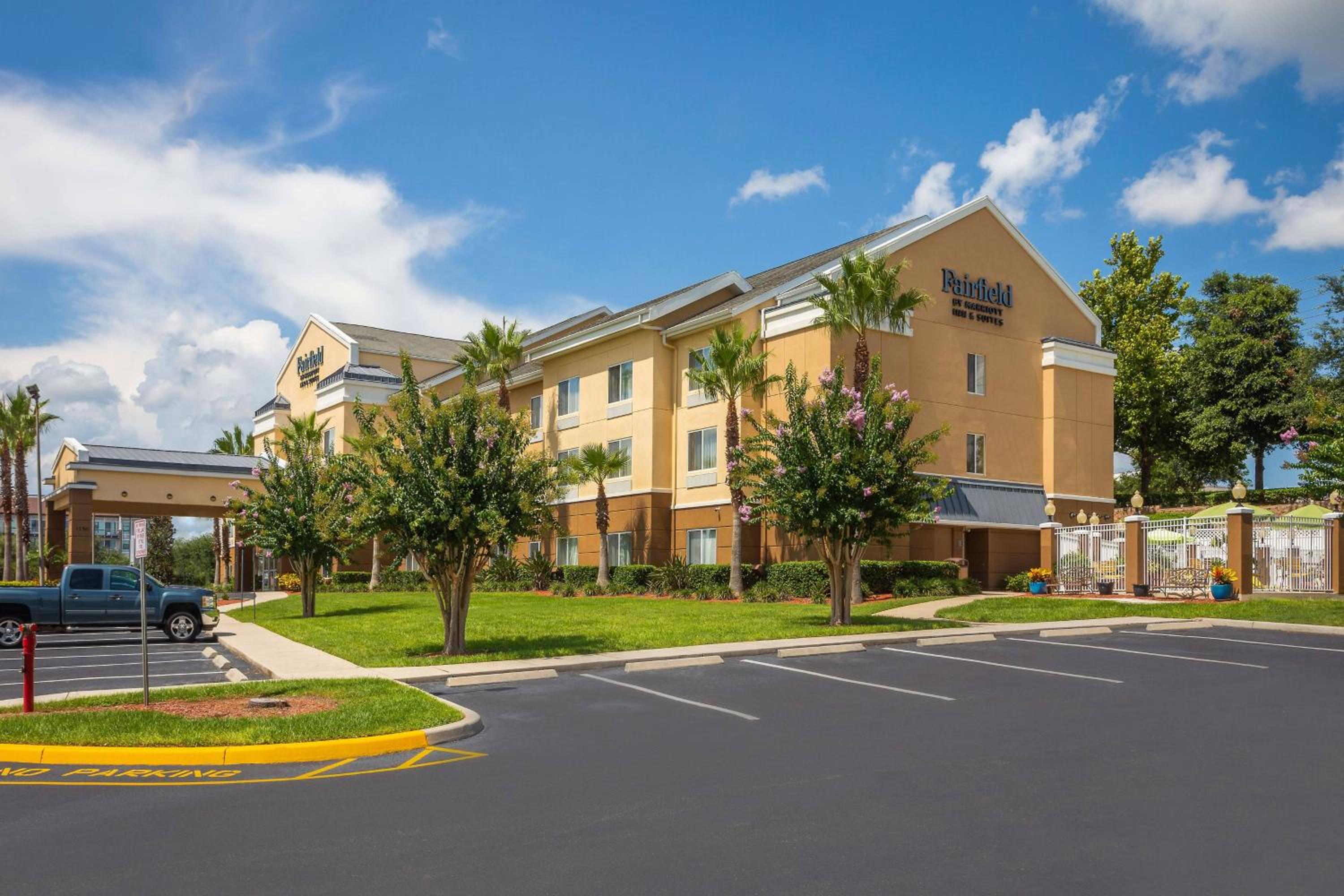 Orlando Vacations - Fairfield Inn  Suites by Marriott Clermont - Property Image 5