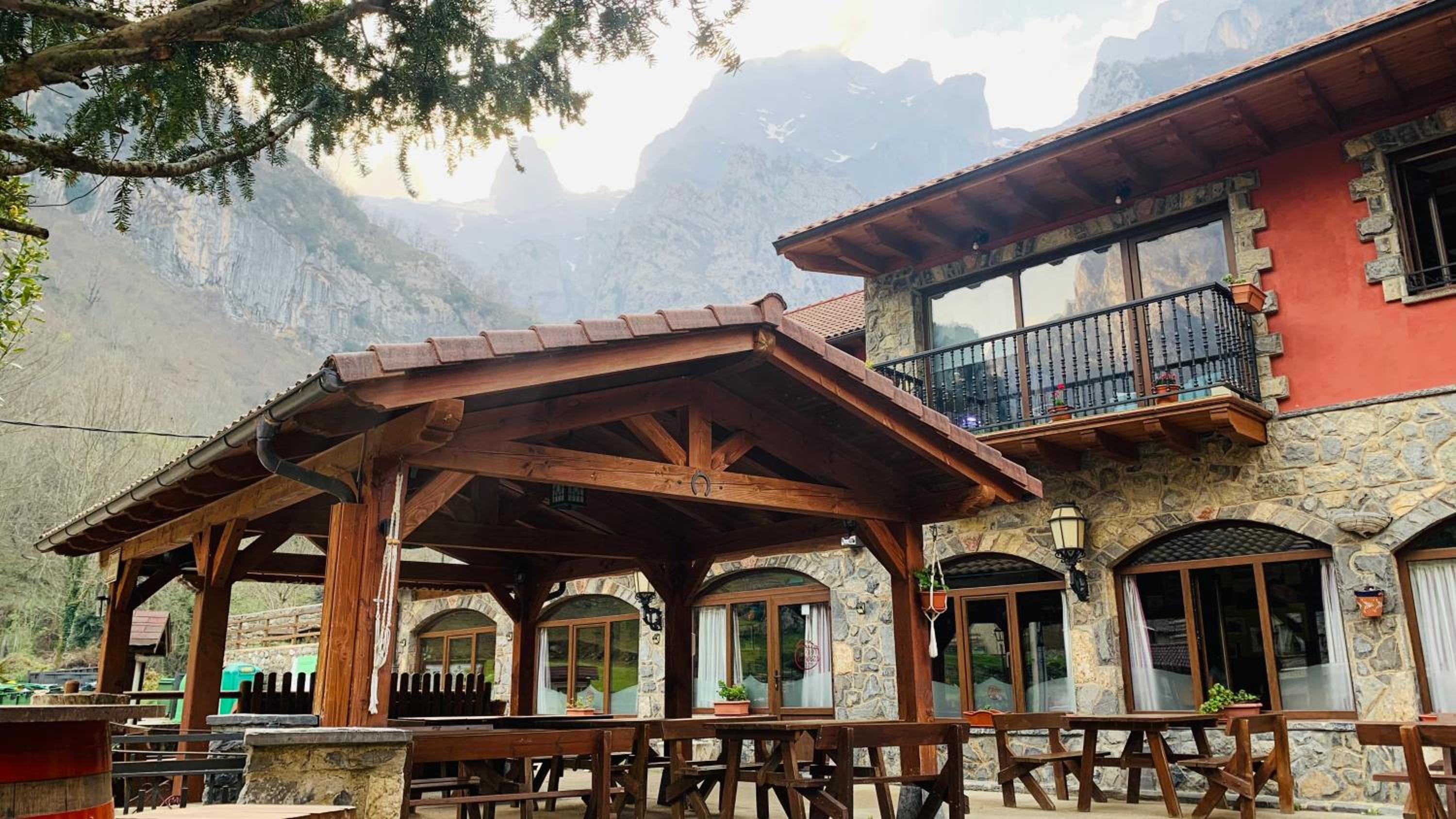 Casa Cuevas