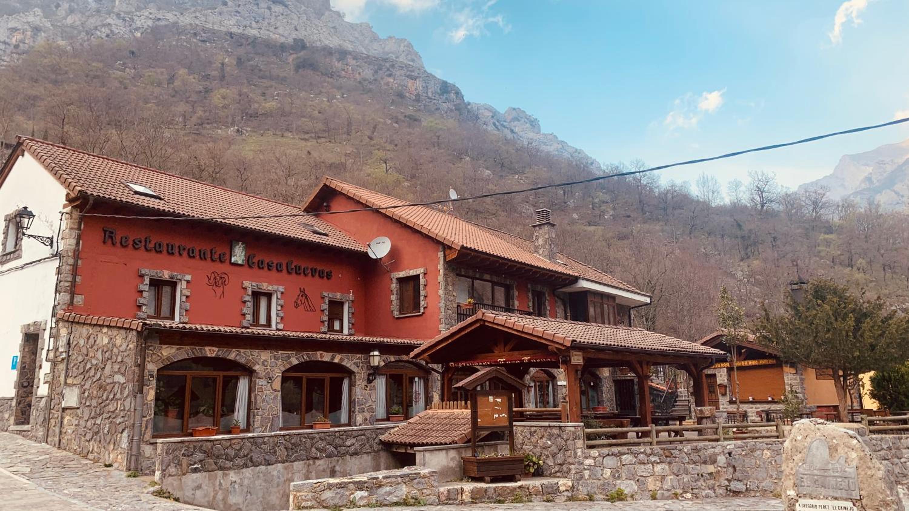 Casa Cuevas