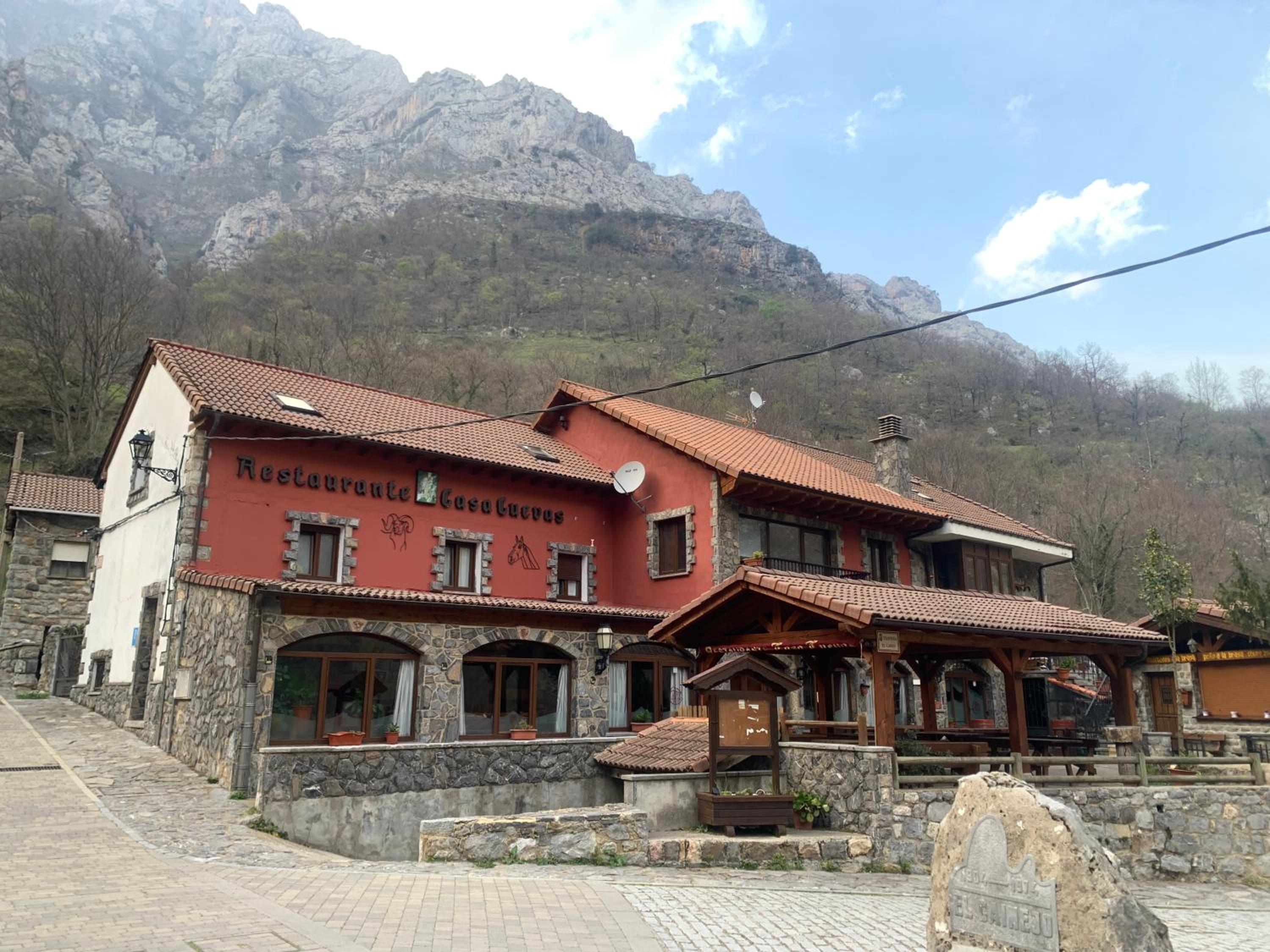Casa Cuevas