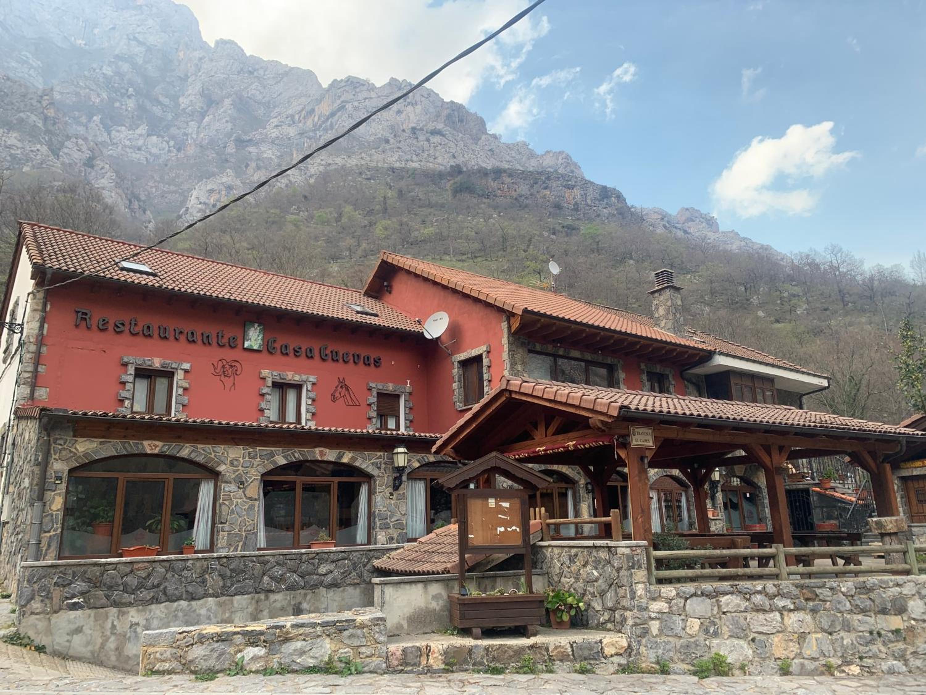 Casa Cuevas