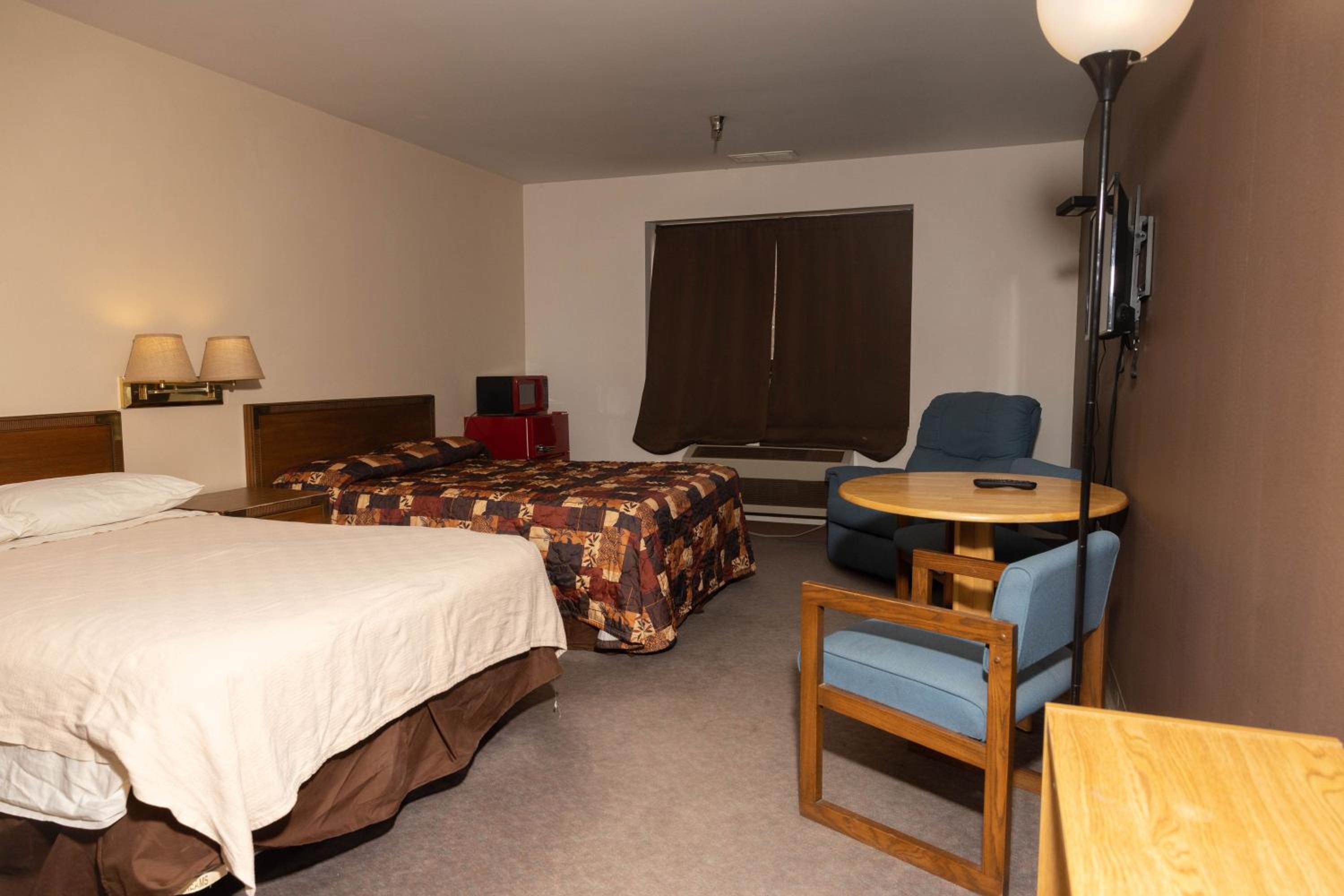 Lafayette Inn