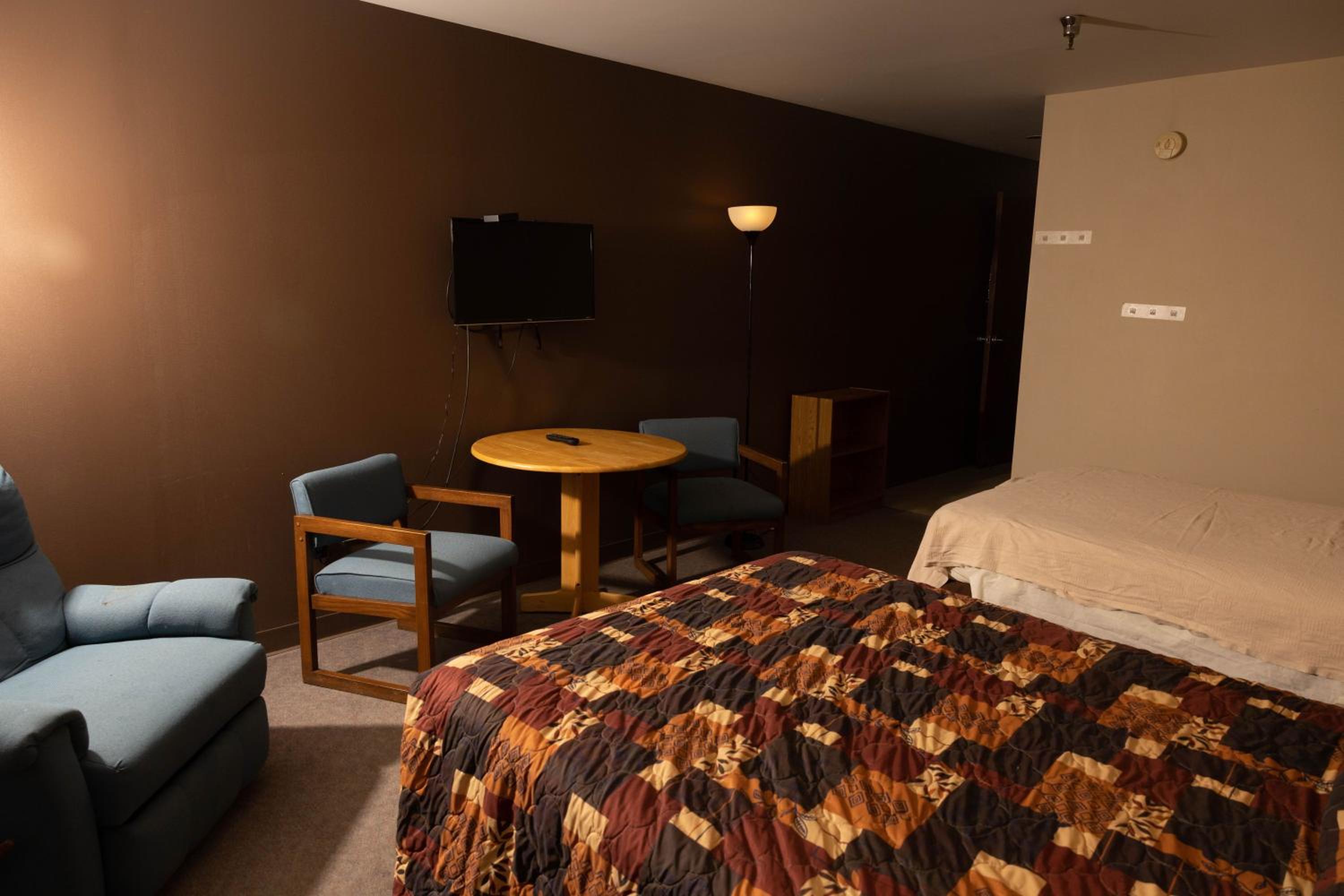 Lafayette Inn