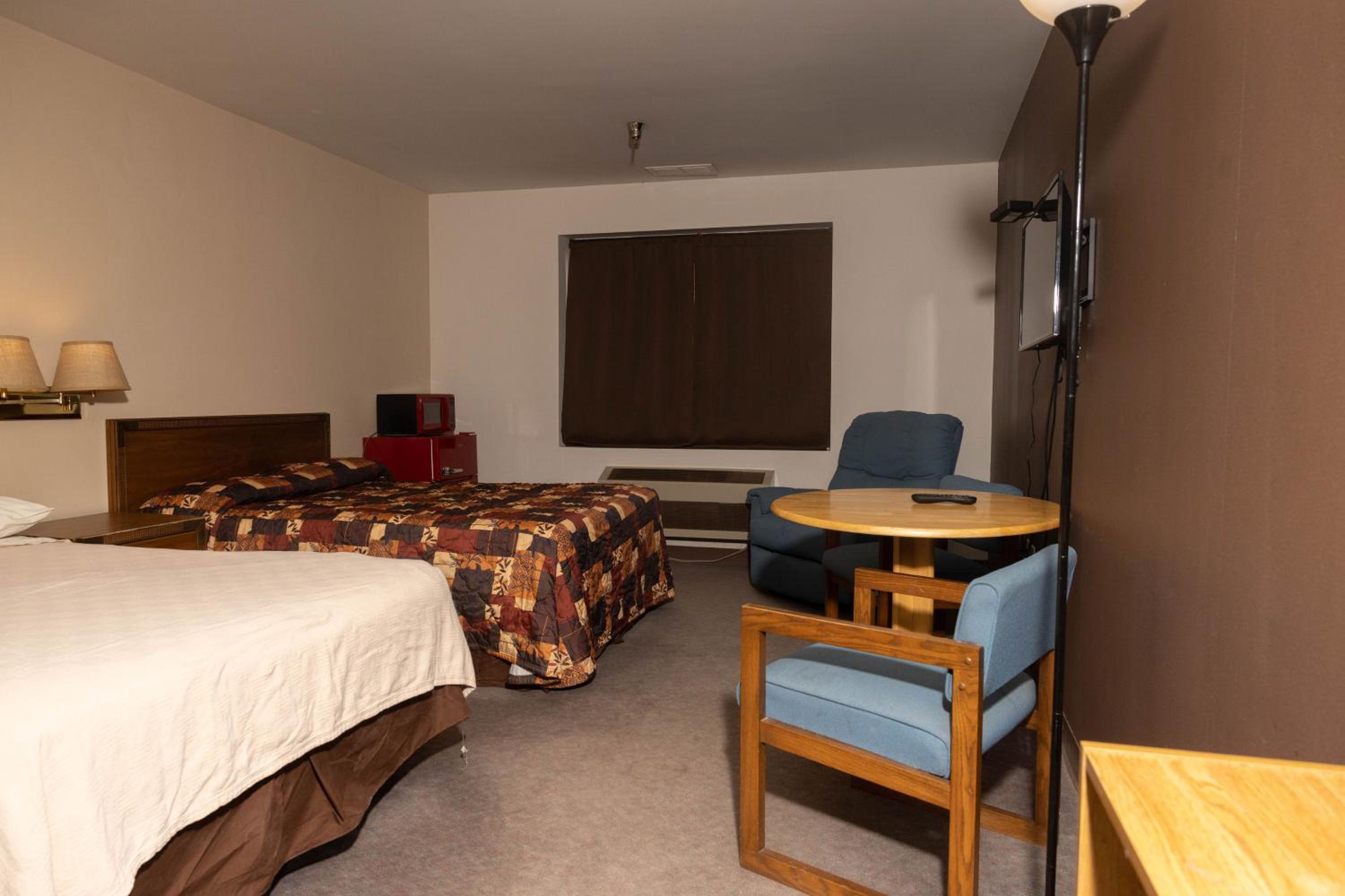 Lafayette Inn
