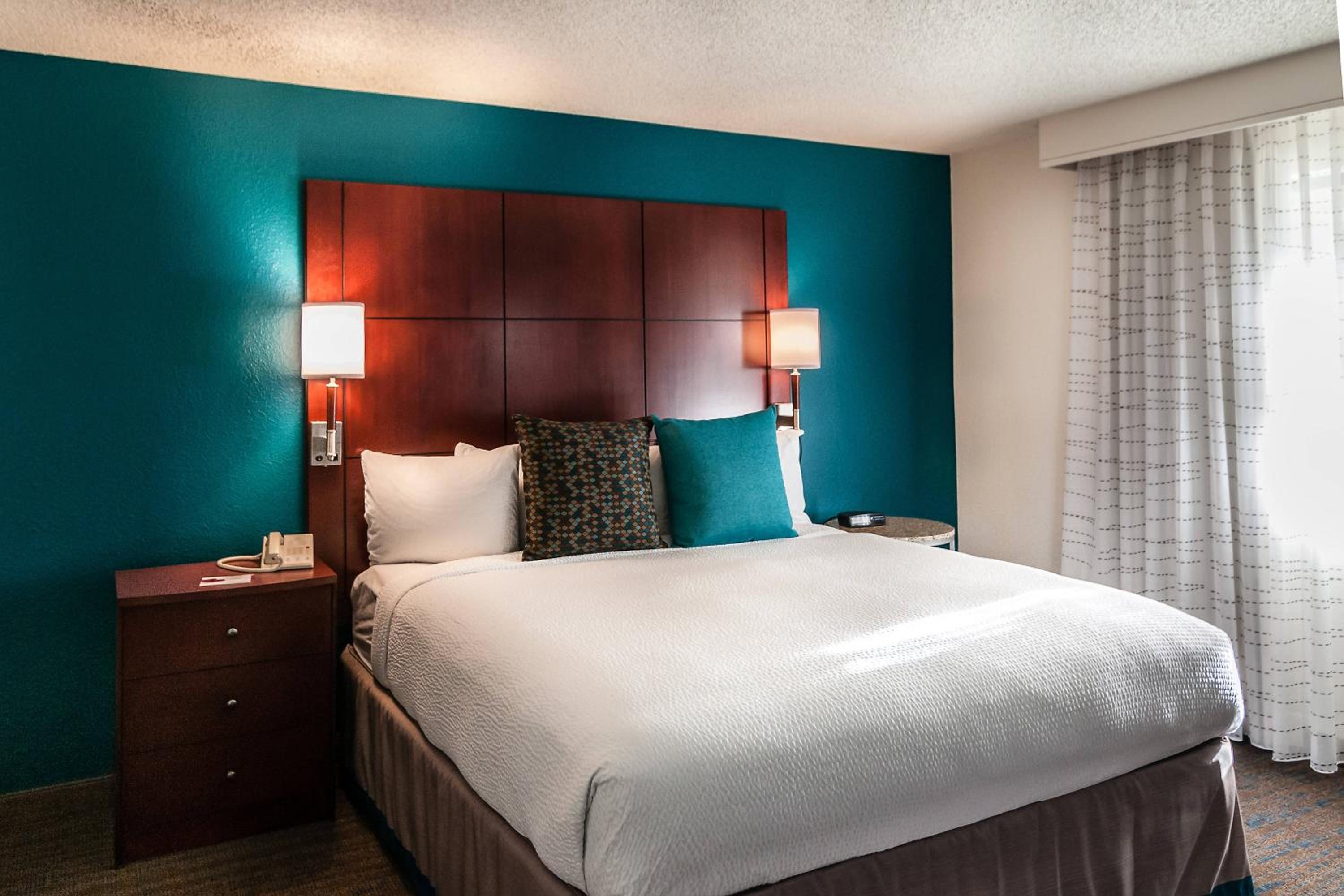 Oxnard Vacations - Residence Inn by Marriott Oxnard River Ridge - Property Image 21