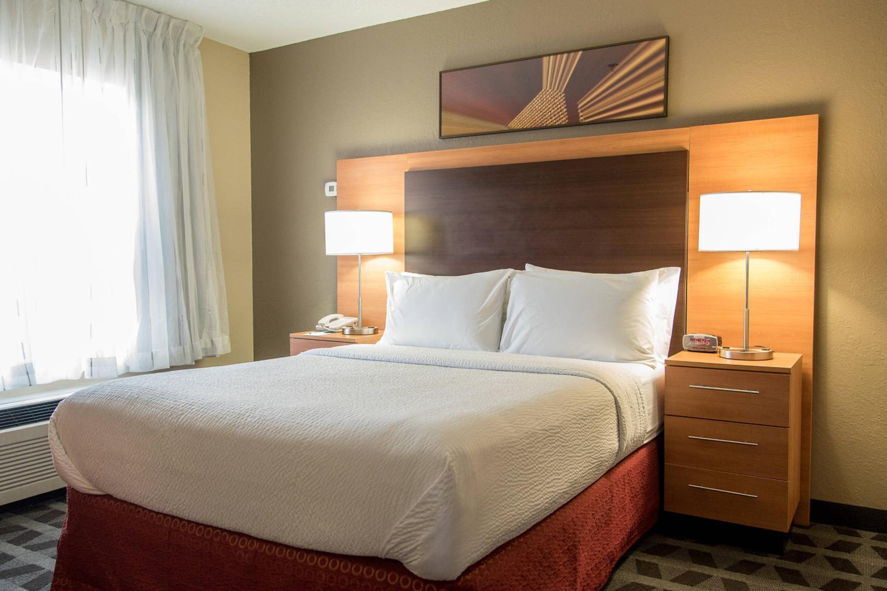 TownePlace Suites by Marriott Lafayette view 4