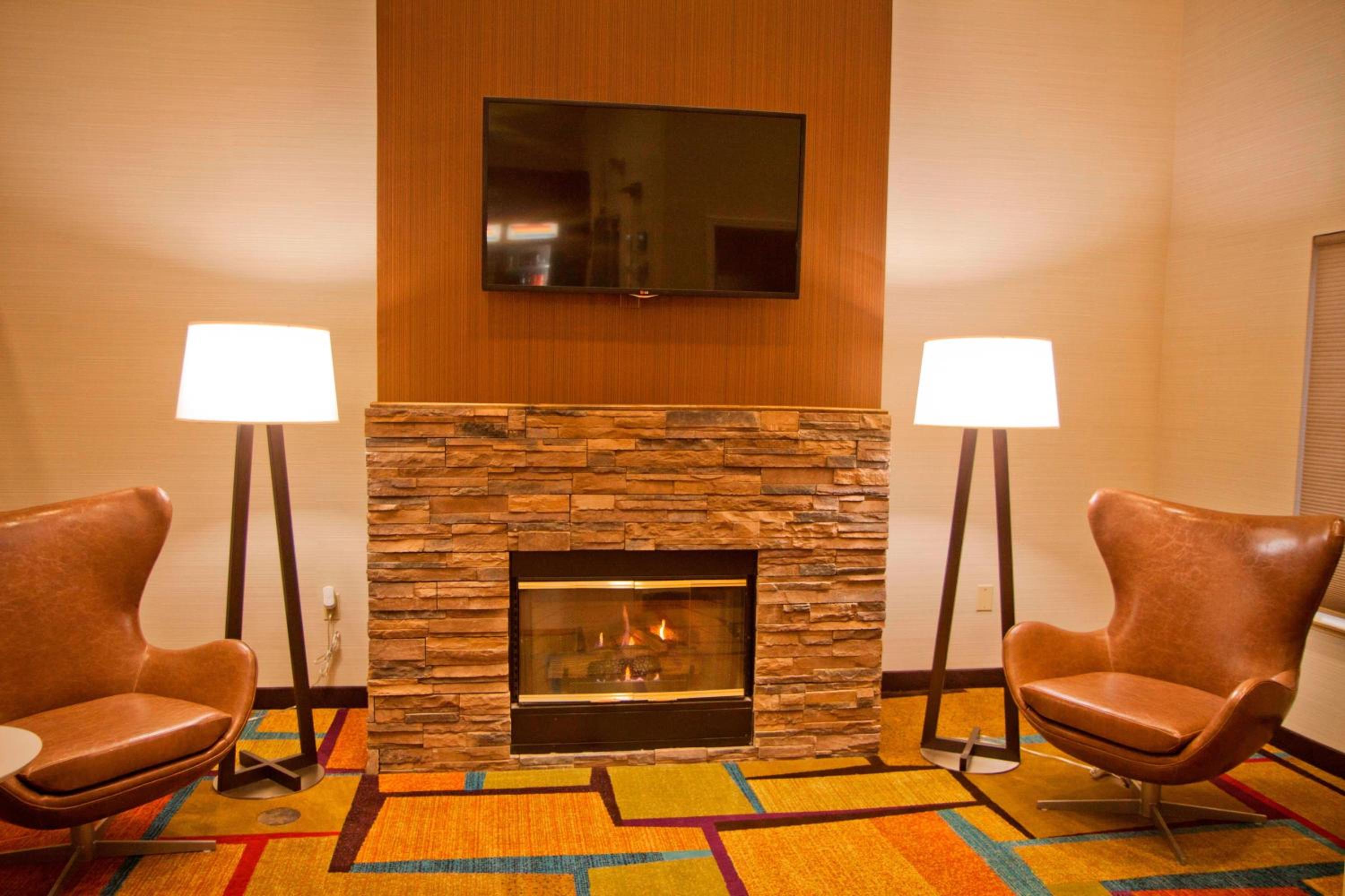 Modesto Vacations - Fairfield Inn Suites Modesto - Property Image 5
