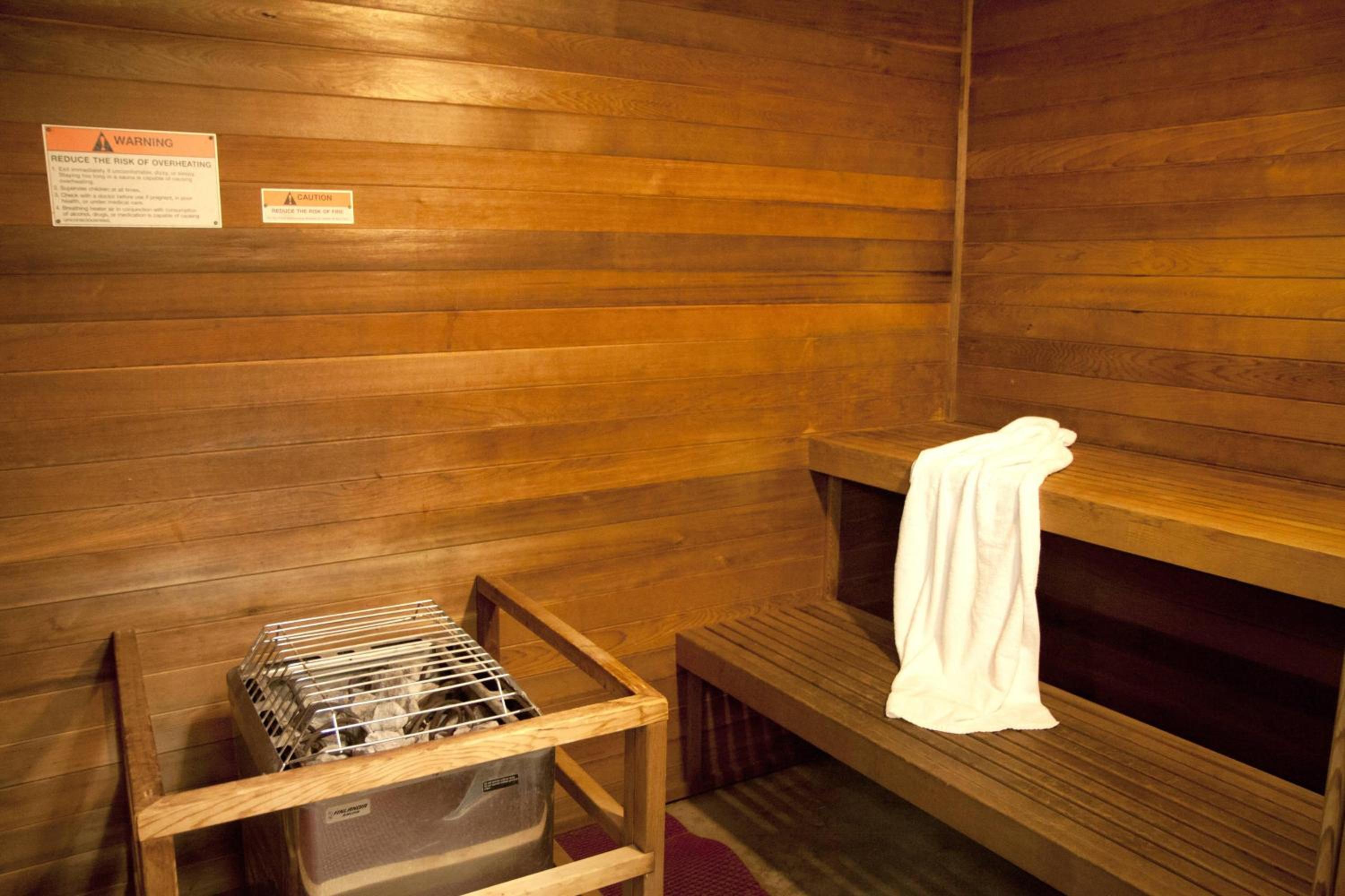 Modesto Vacations - Fairfield Inn Suites Modesto - Property Image 14