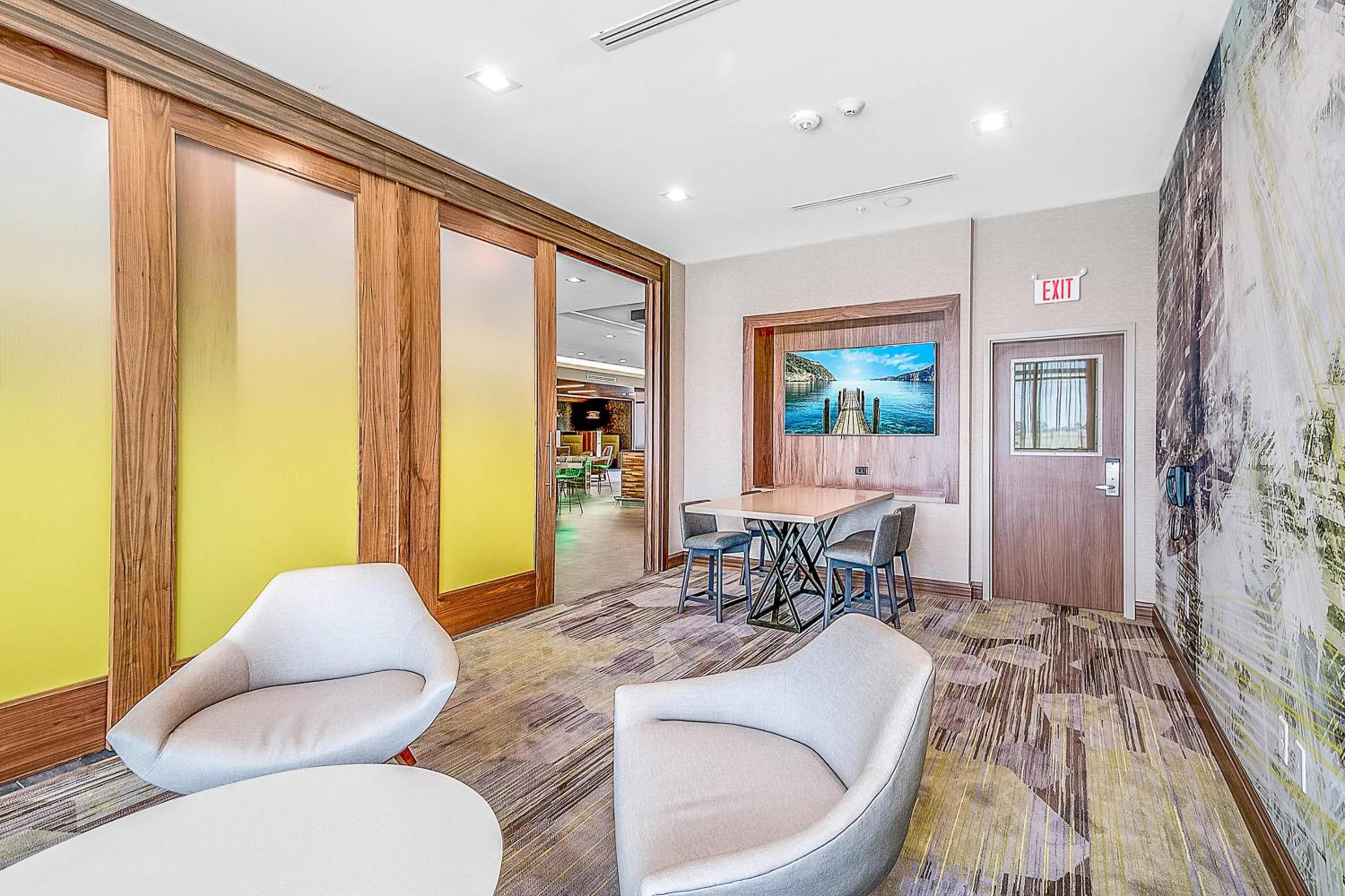 Longview Vacations - Courtyard by Marriott Longview North - Property Image 15