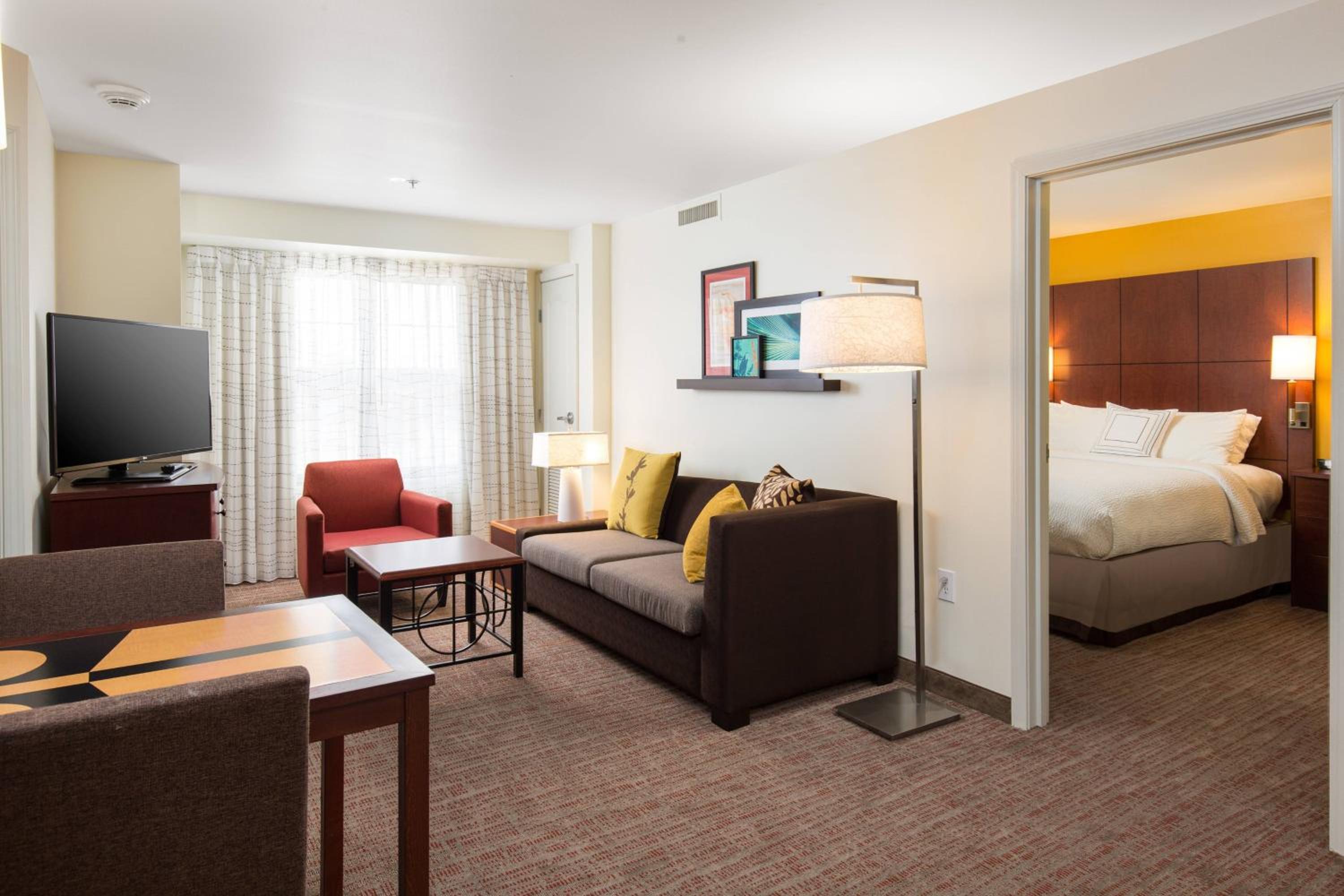 Springfield Vacations - Residence Inn by Marriott Springfield Old Keene Mill - Property Image 1