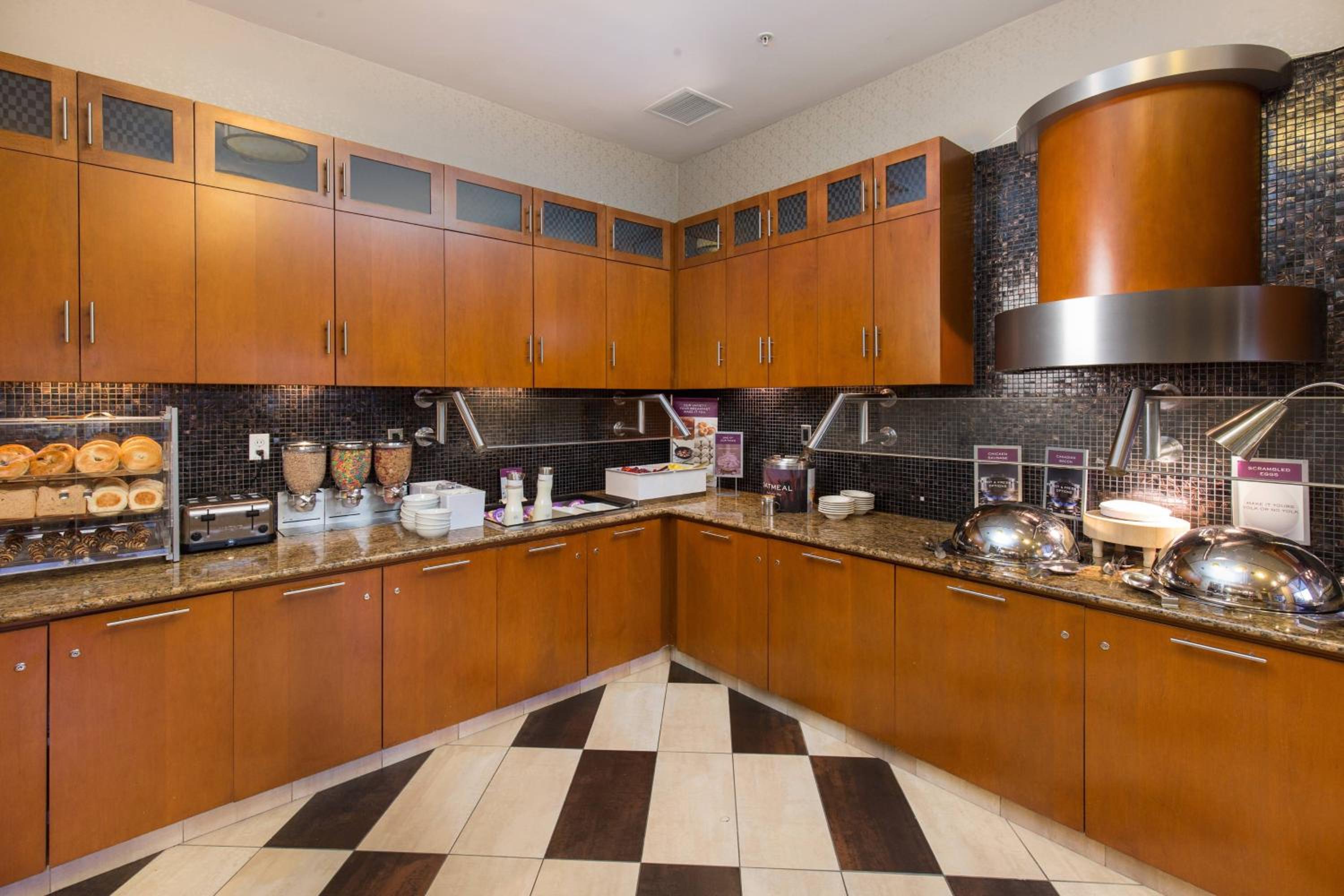 Washington DC Vacations - Residence Inn by Marriott Springfield Old Keene Mill - Property Image 4