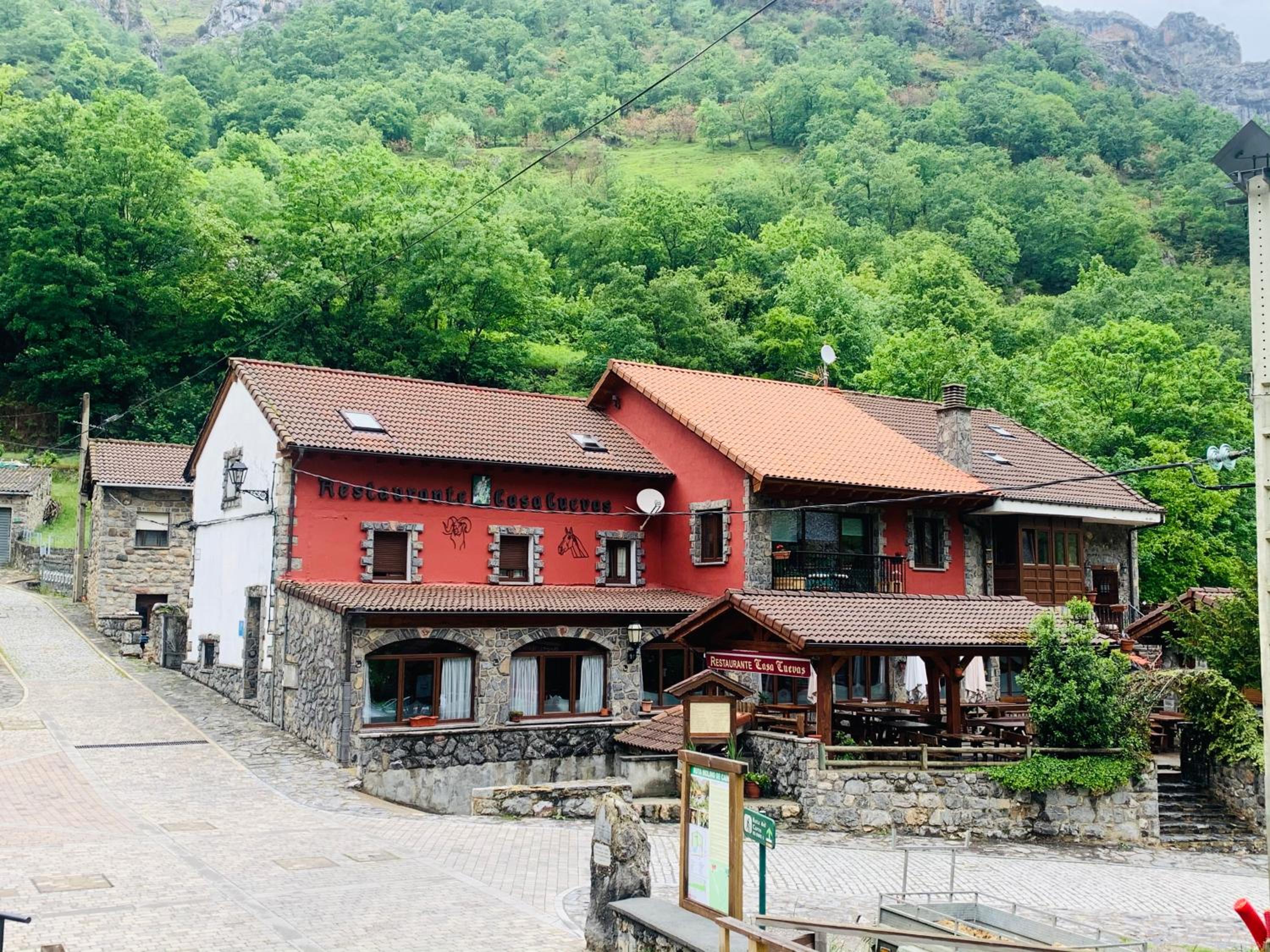 Casa Cuevas