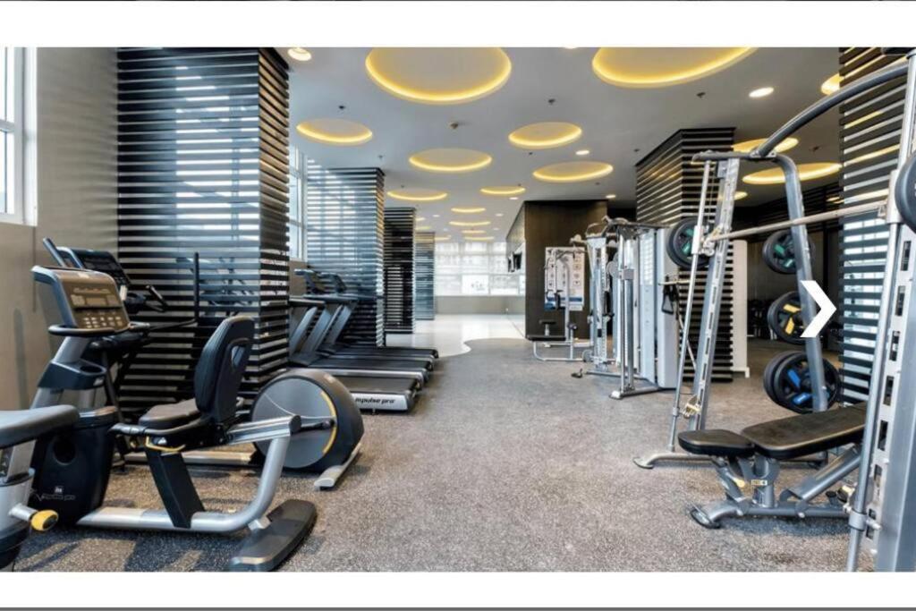 A fully furnished condo @ Will Tower QC view 2