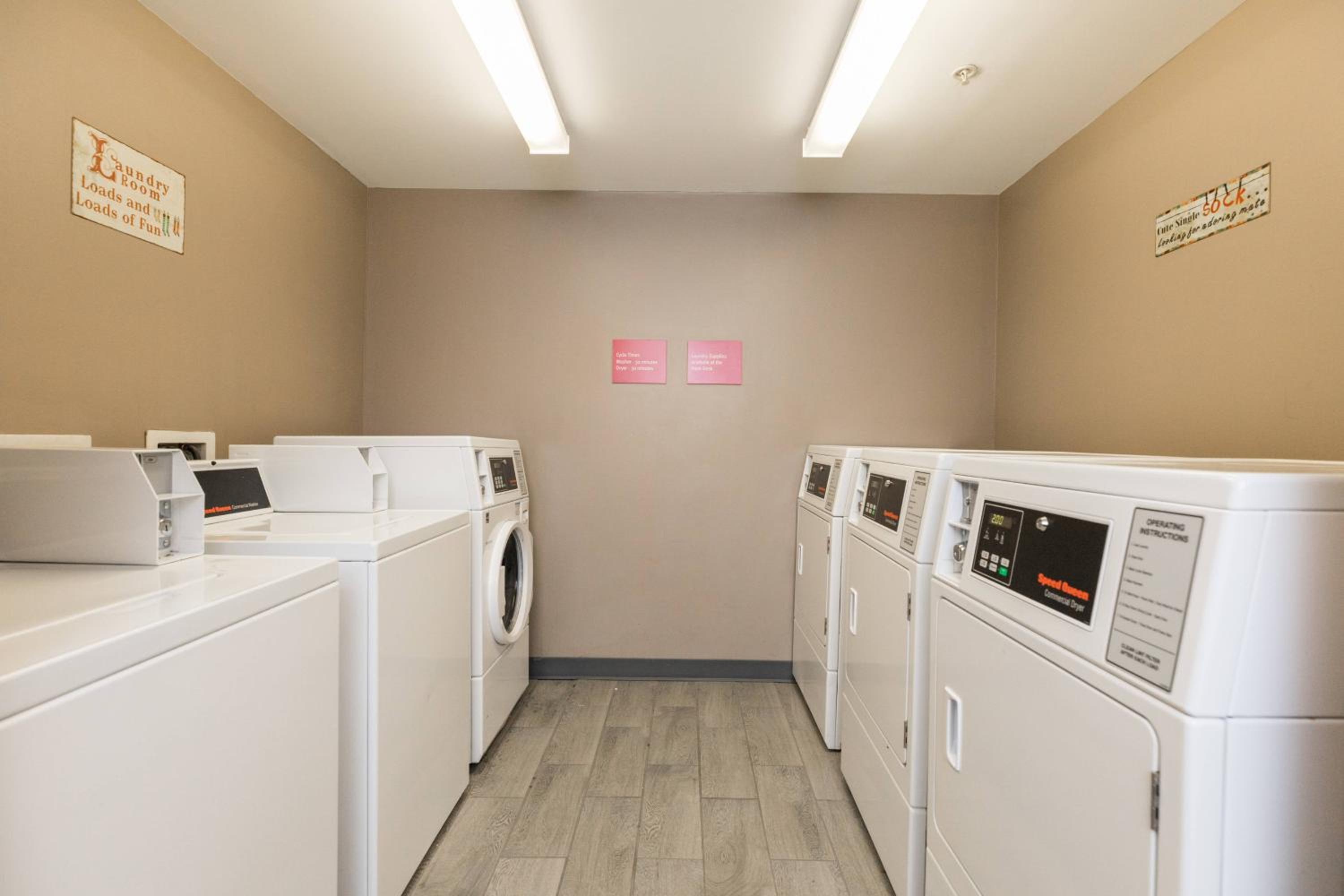 Winchester Vacations - TownePlace Suites Winchester - Property Image 11