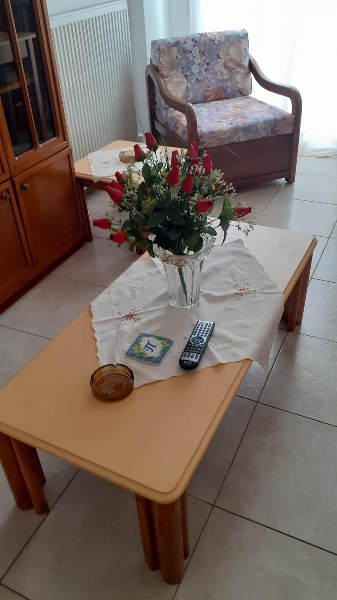 Eirinis home