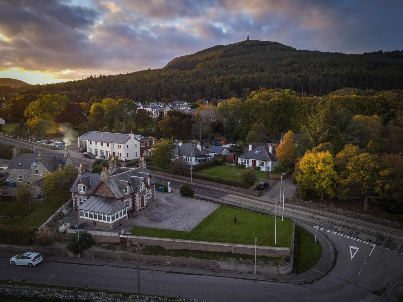 Glenshee Guest House