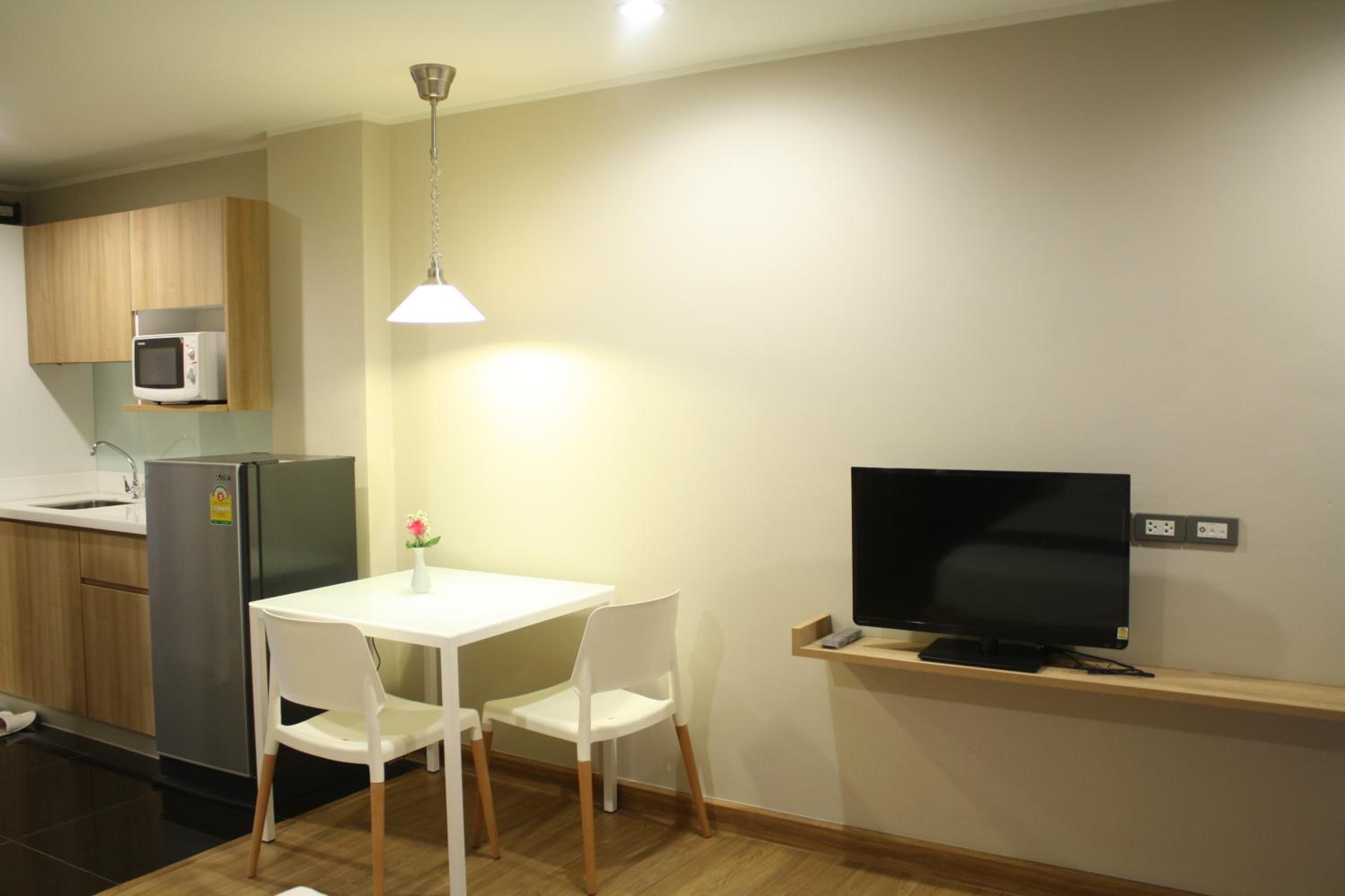 Sereine Sukhumvit 39 3