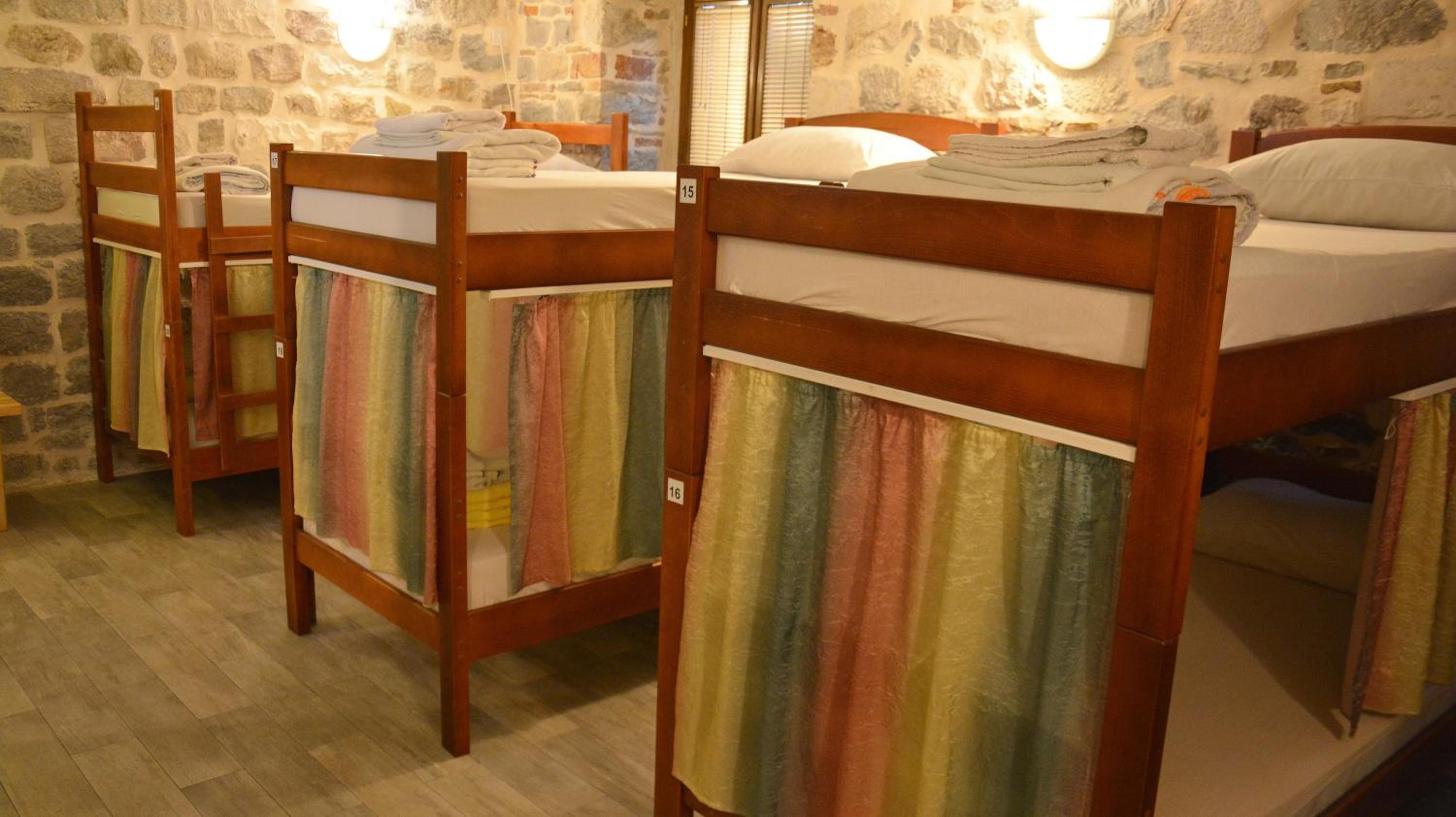 Montenegro Backpackers Home Kotor