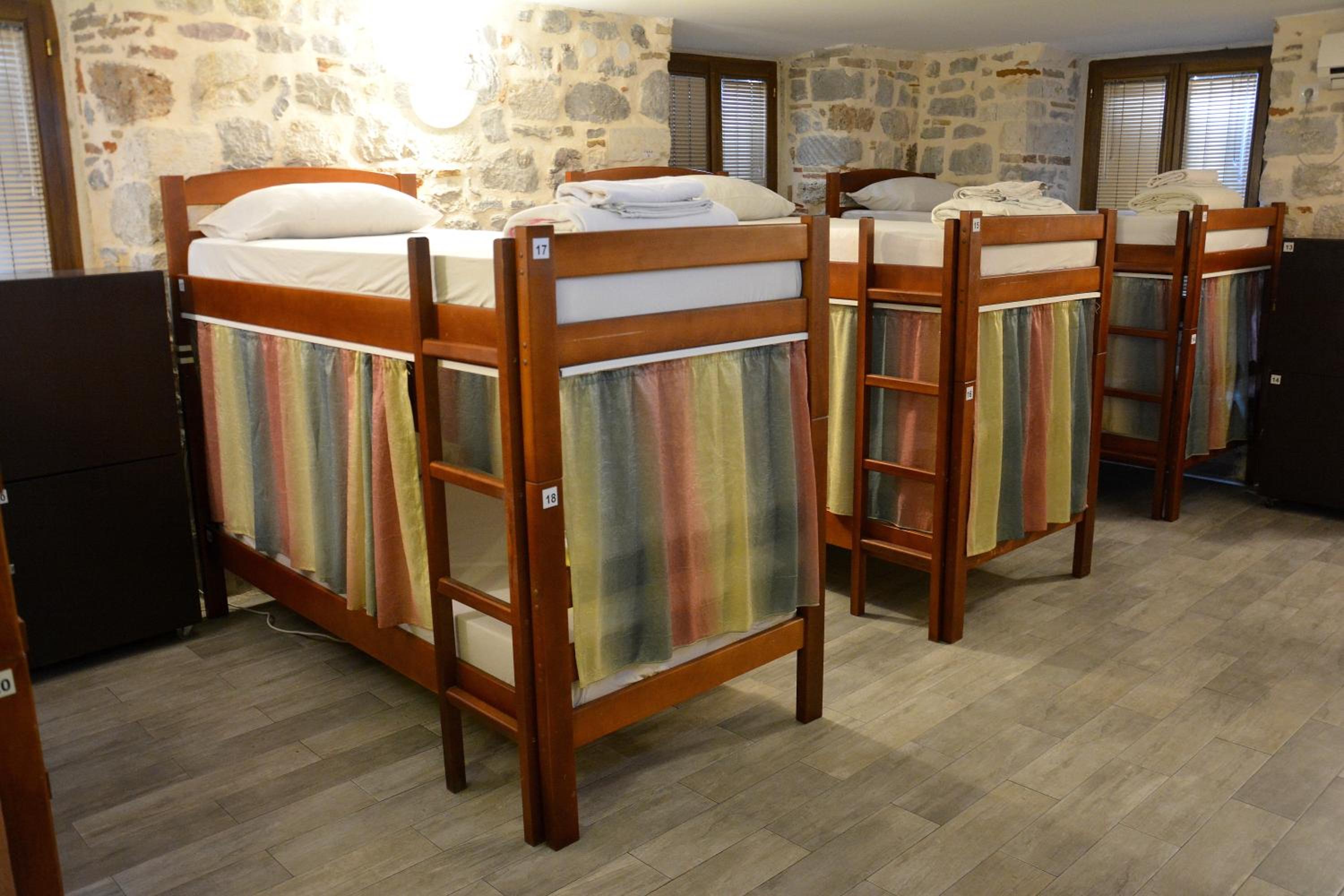 Montenegro Backpackers Home Kotor