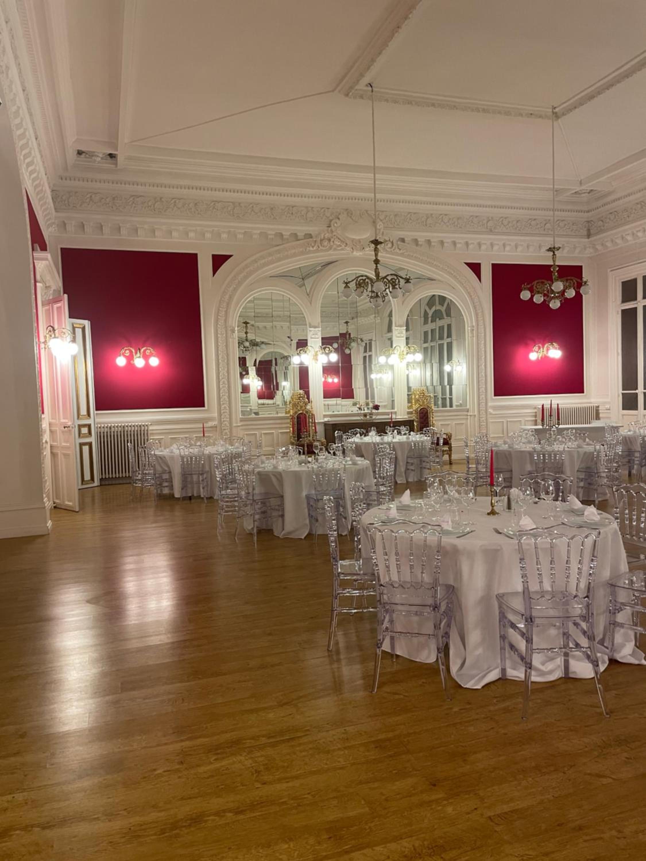 banquet hall