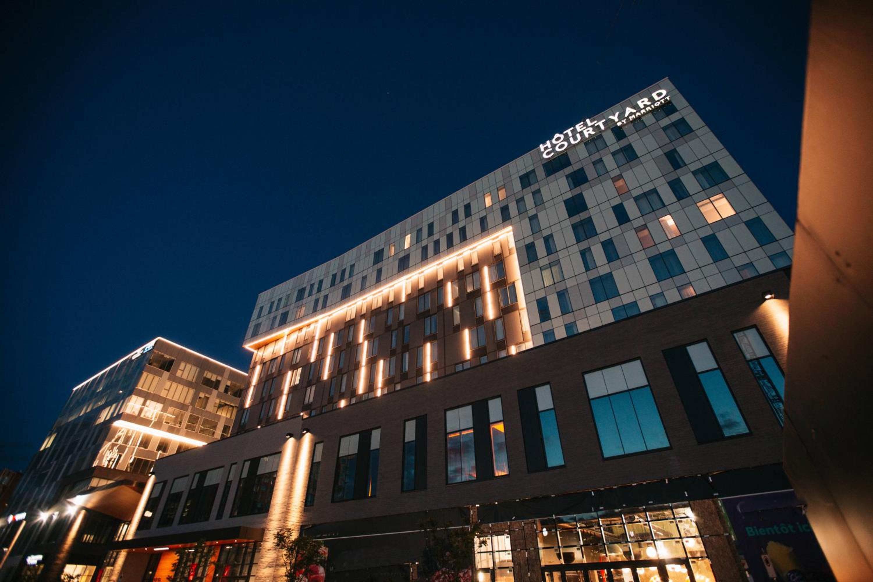 Hotel Courtyard by Marriott Montreal Brossard - Image 1