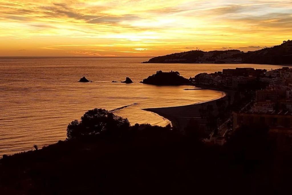 Almuñécar strand und sonne