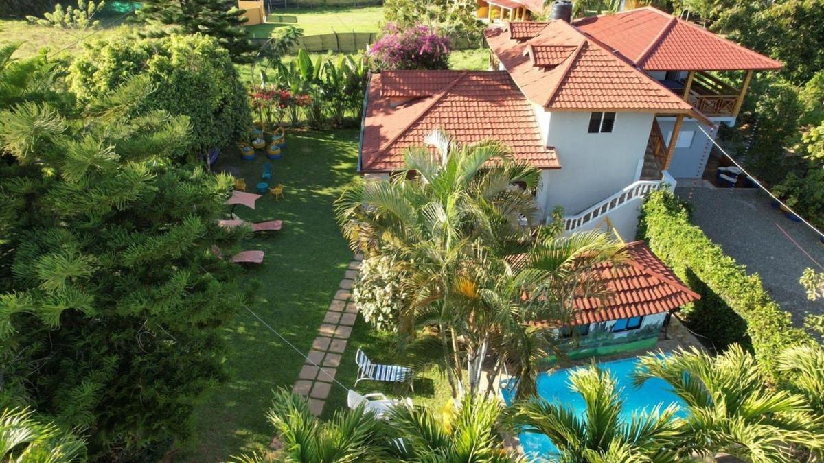Villa Los Caciques By Hospedify - Hermosa Villa con Piscina, Billar, Zona de BBQ y Domino — photo 4