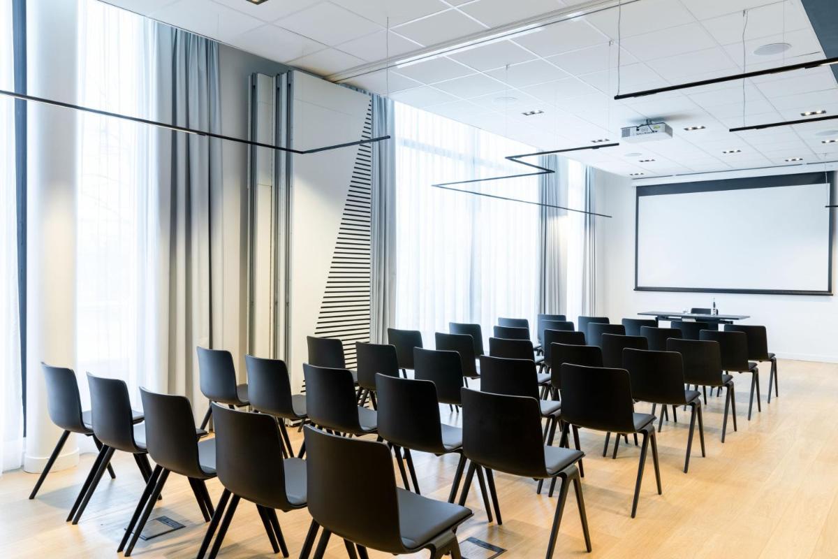 meeting room