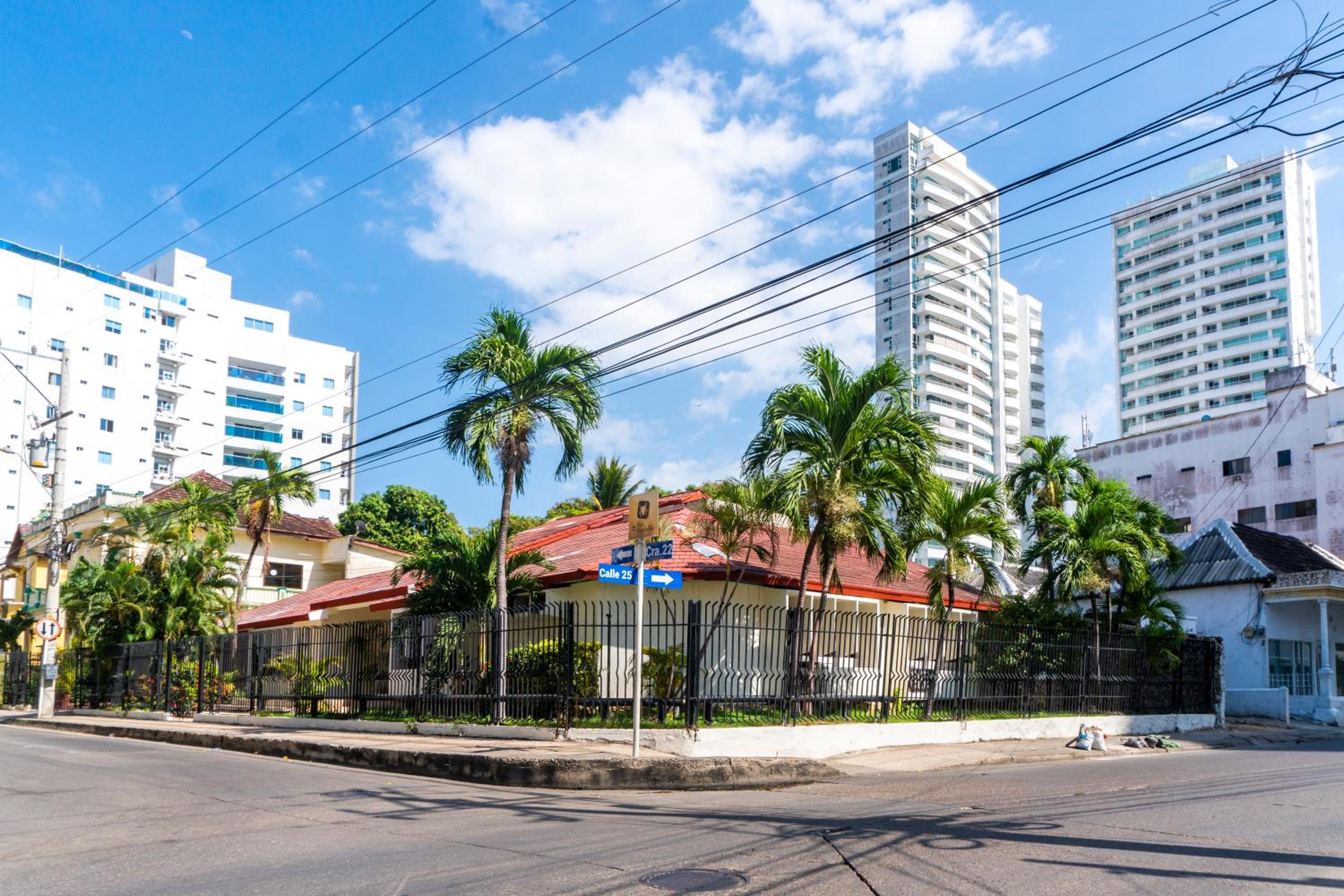 Cartagena Classics - Omega House